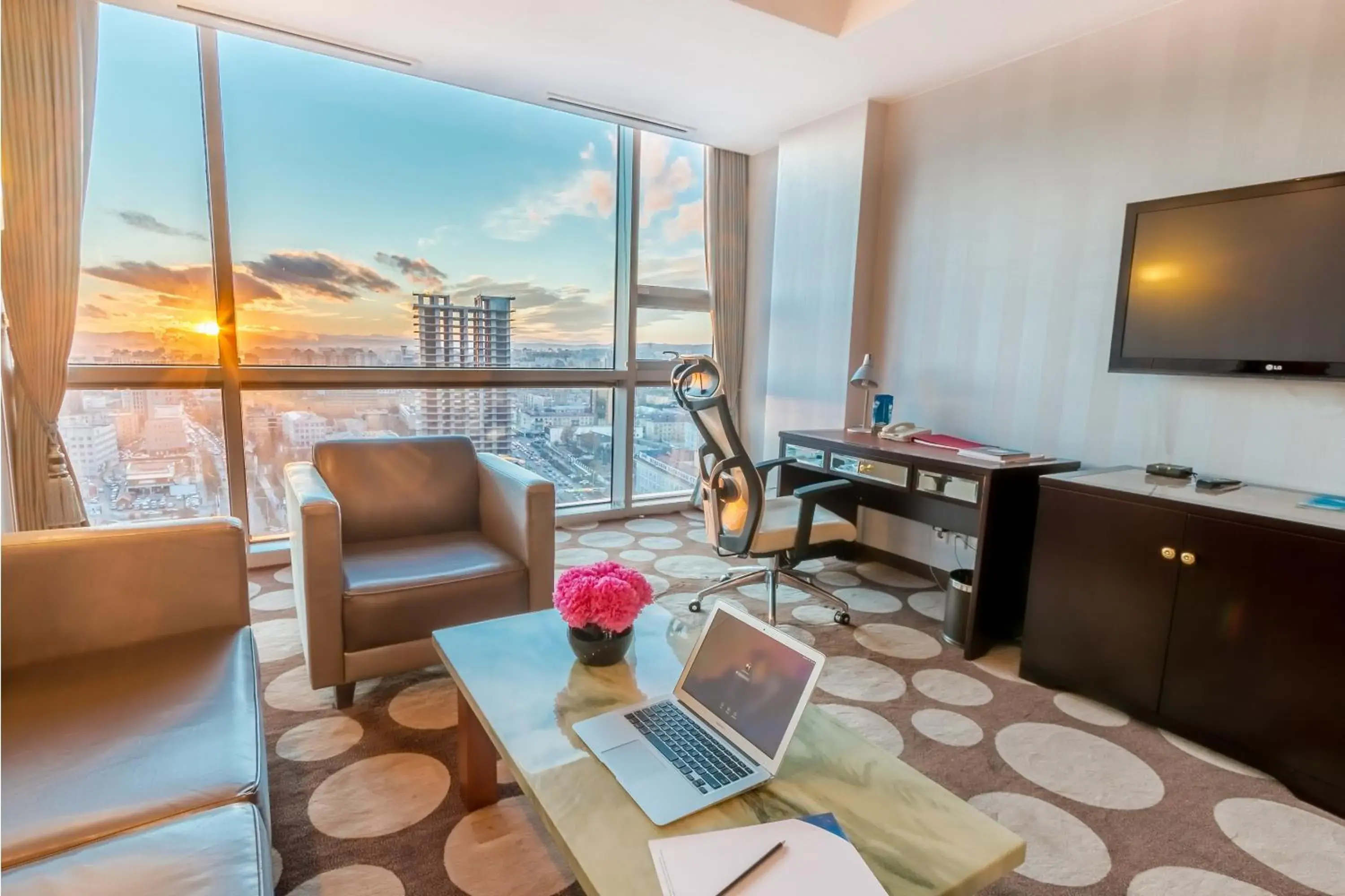 Living room in The Blue Sky Hotel and Tower