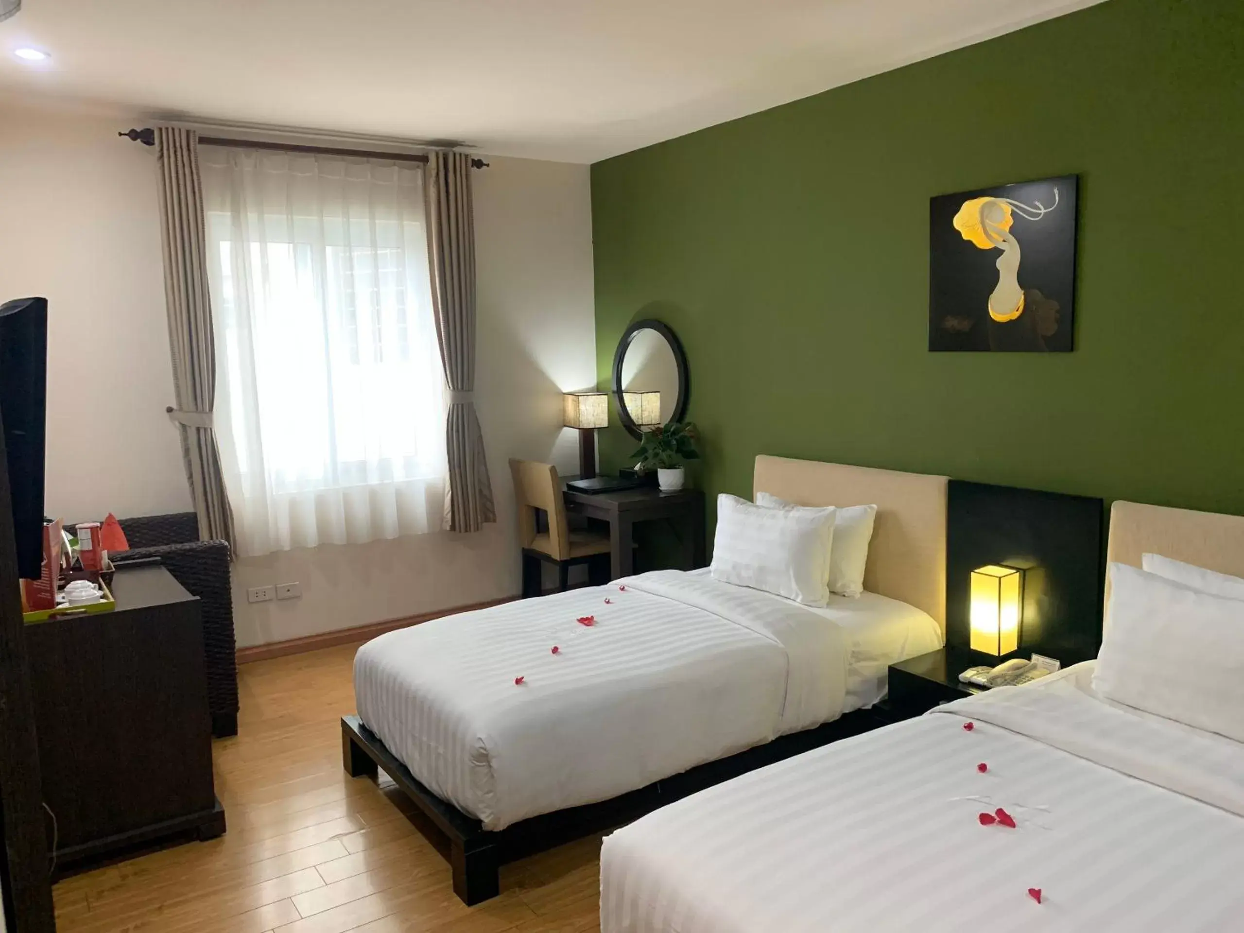 Bed in Anise Hotel & Spa Hanoi