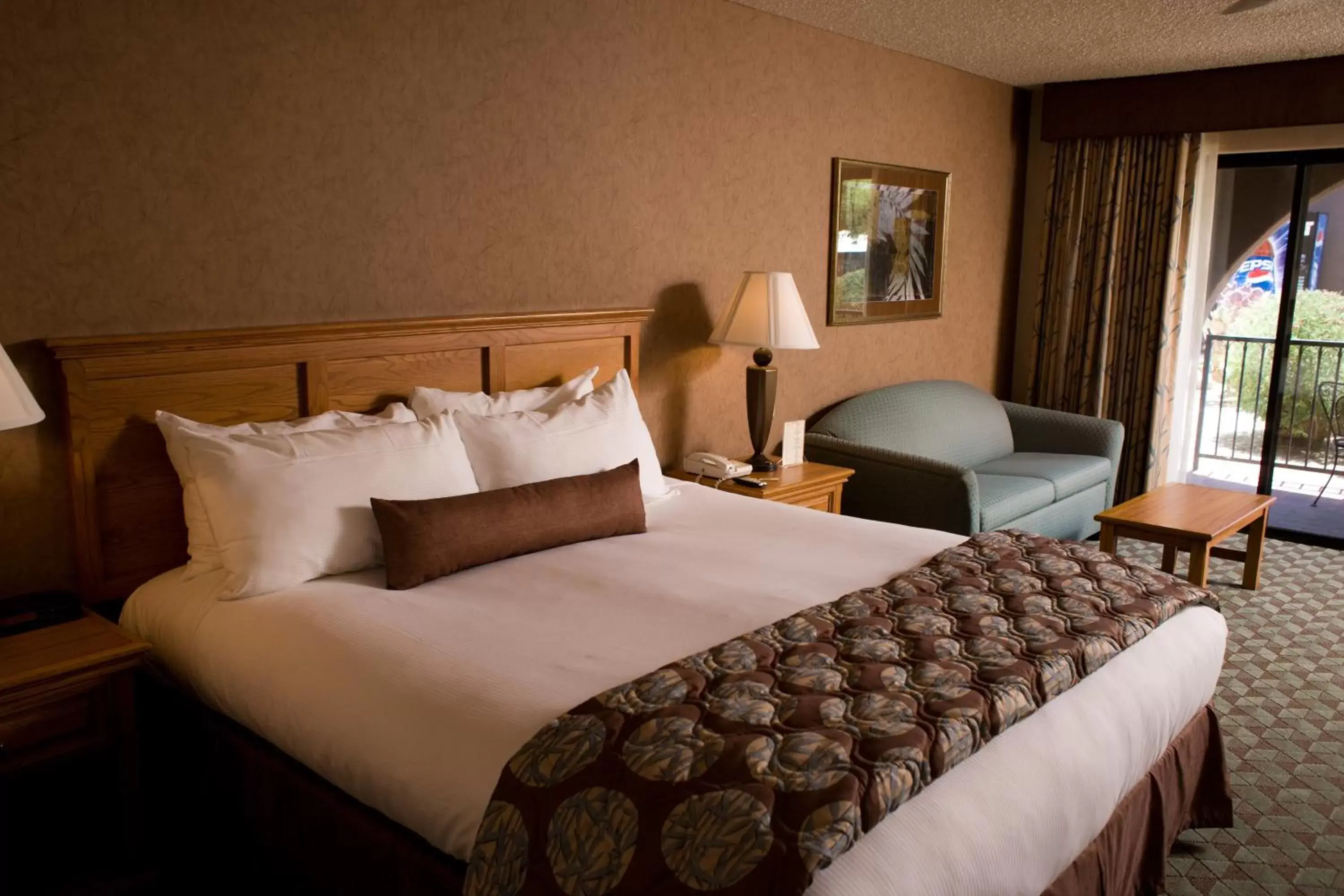 Bed in Borrego Springs Resort and Spa