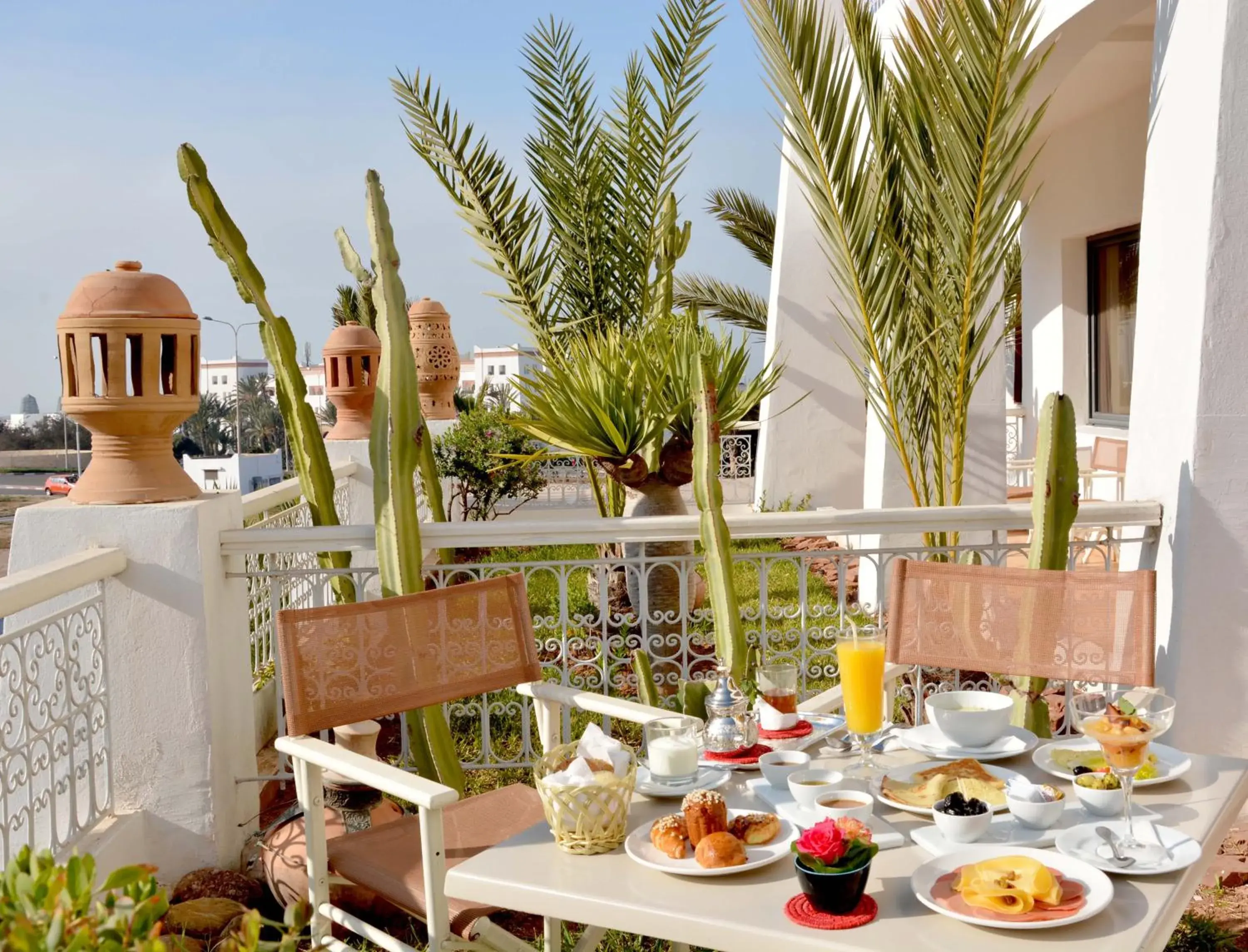 Breakfast in Borjs Hotel Suites & Spa