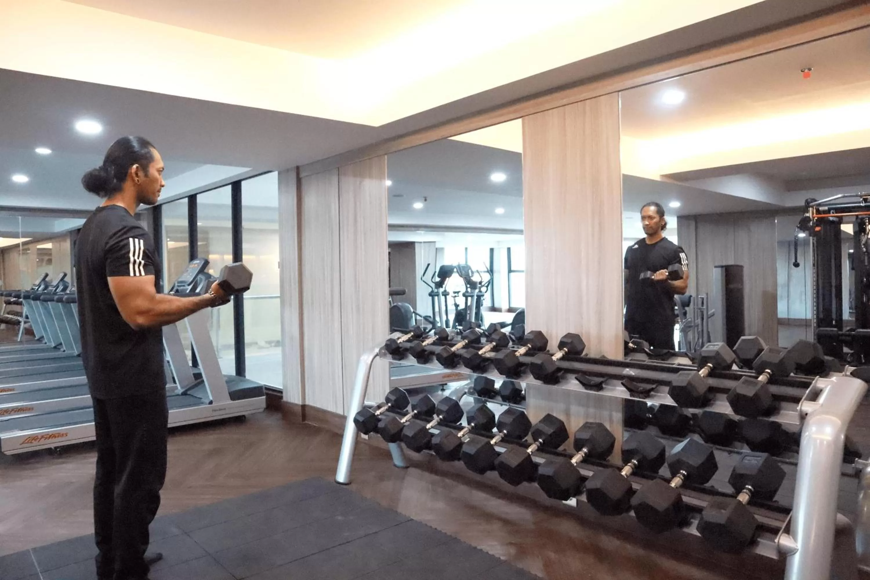 Fitness centre/facilities in Dream of Aventus Hotel Kuta