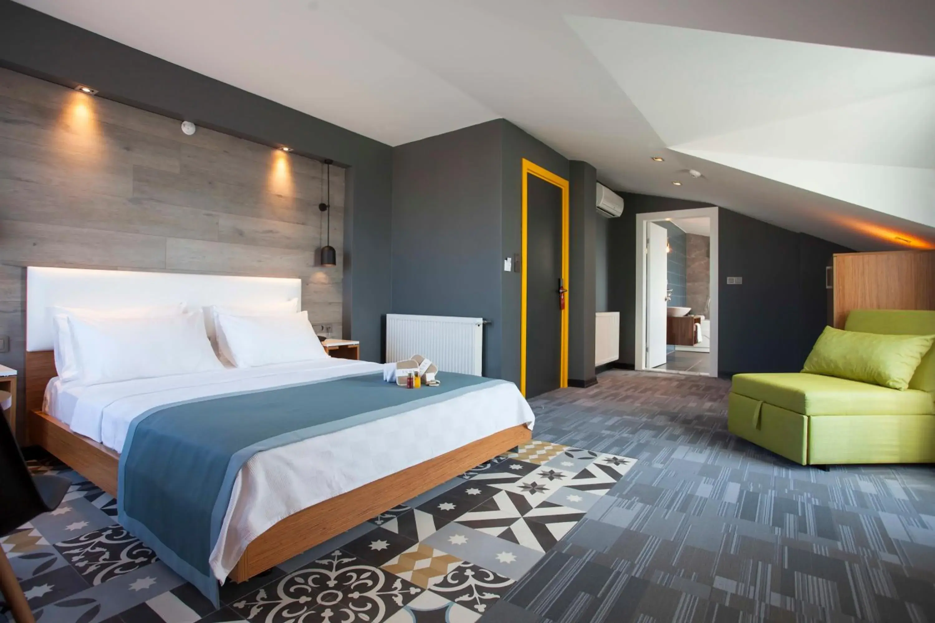 Junior Suite - single occupancy in Hotel Cura Junior Suite - single occupancy in Hotel Cura