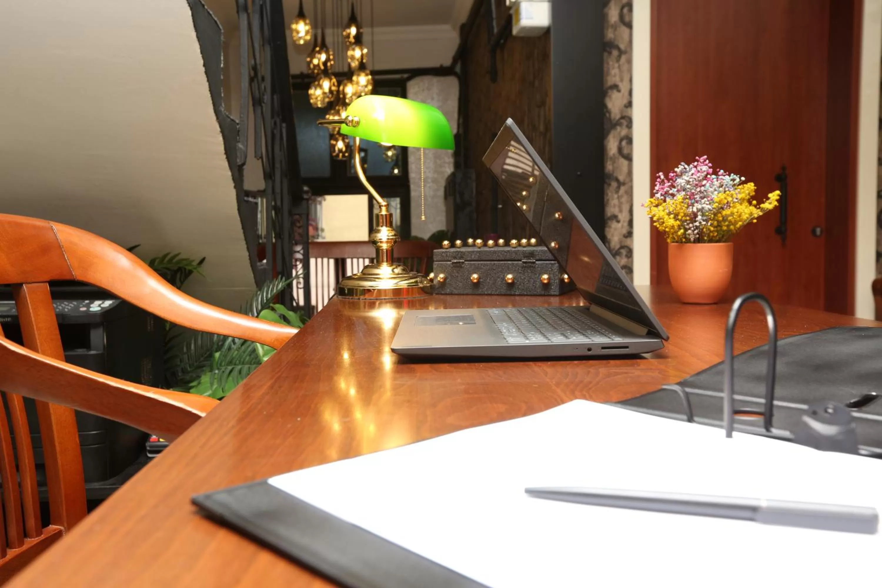 Lobby or reception in Perazre Hotel