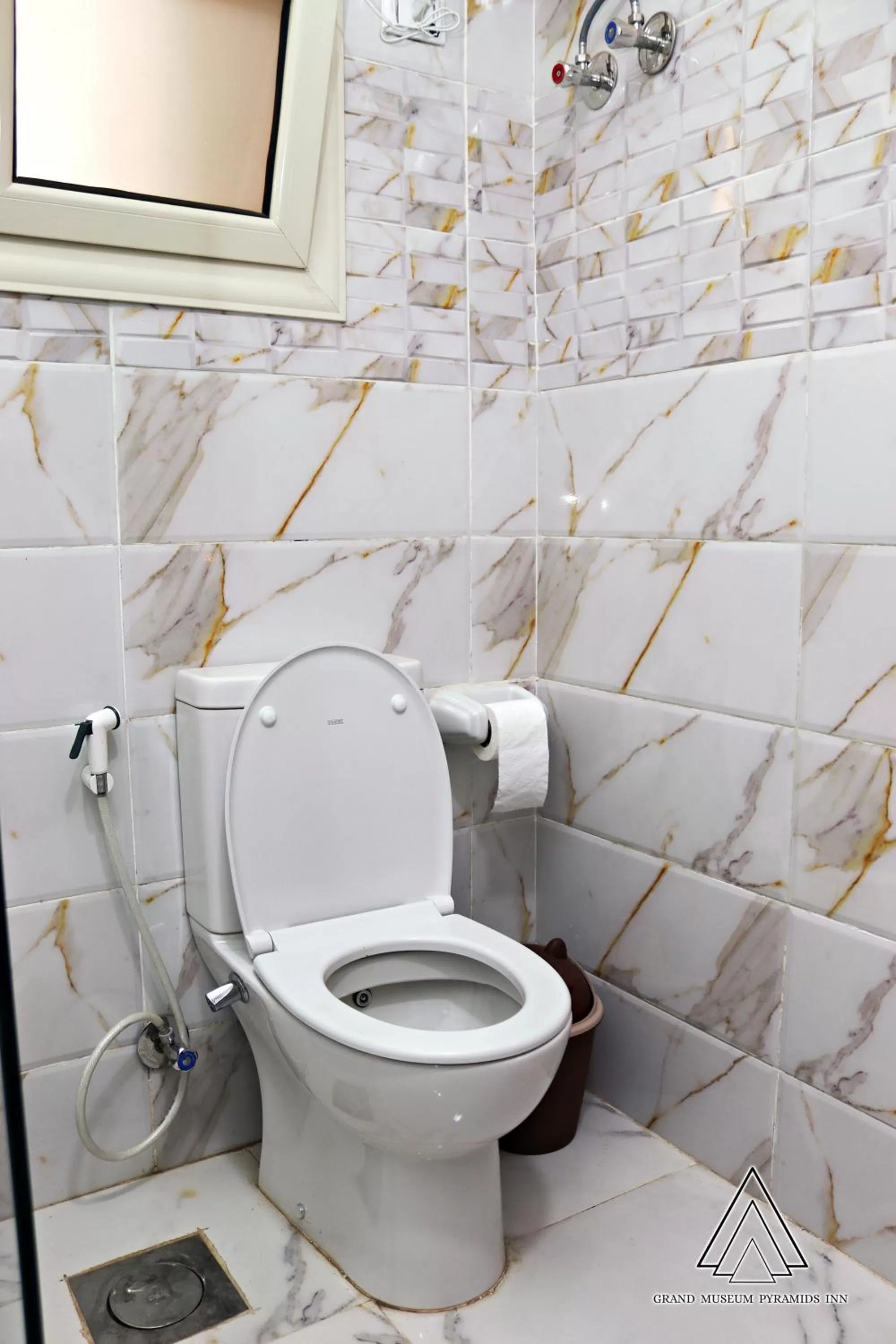 Grand Museum Pyramids Inn