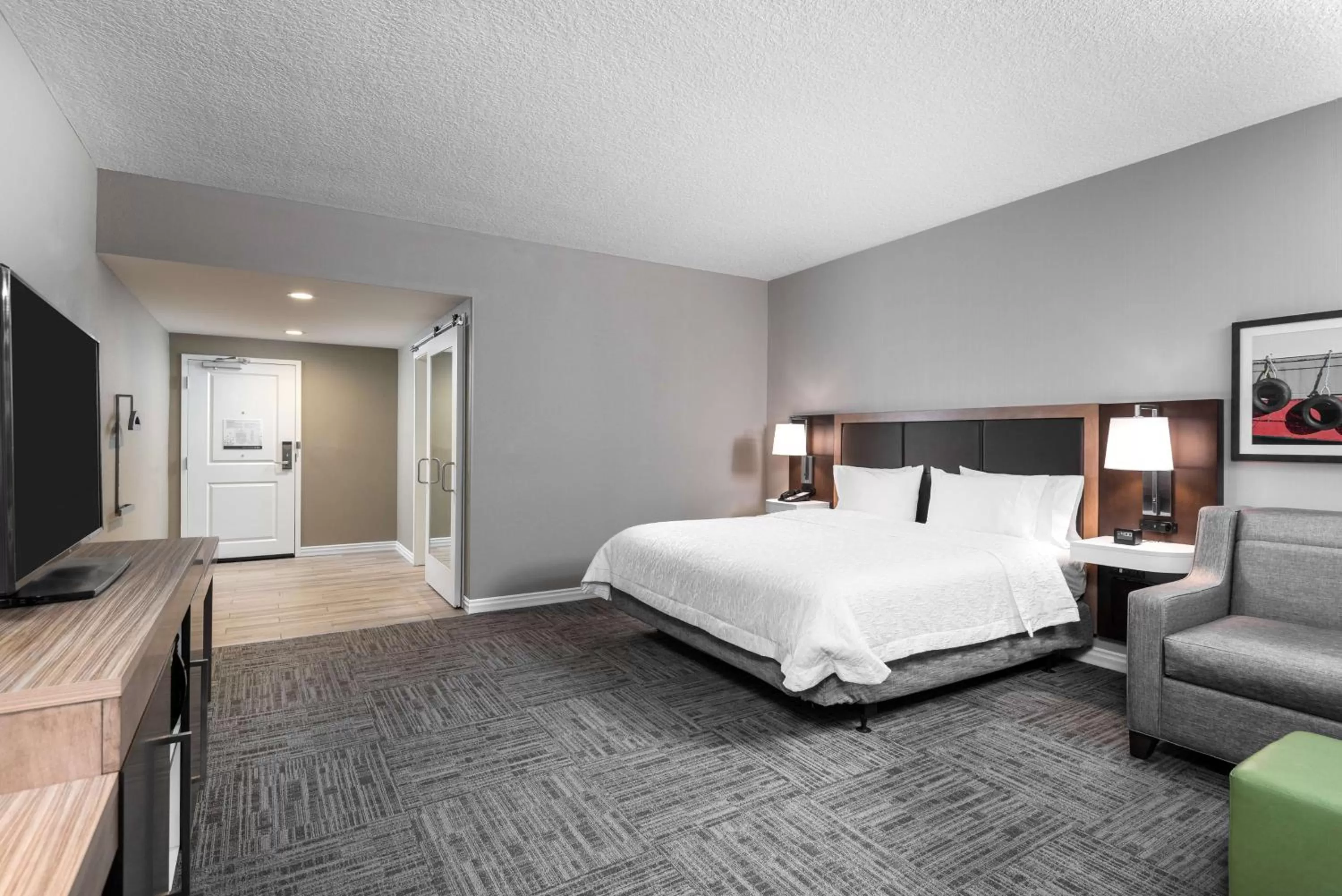 Bedroom, Bed in Hampton Inn & Suites West Melbourne-Palm Bay Road