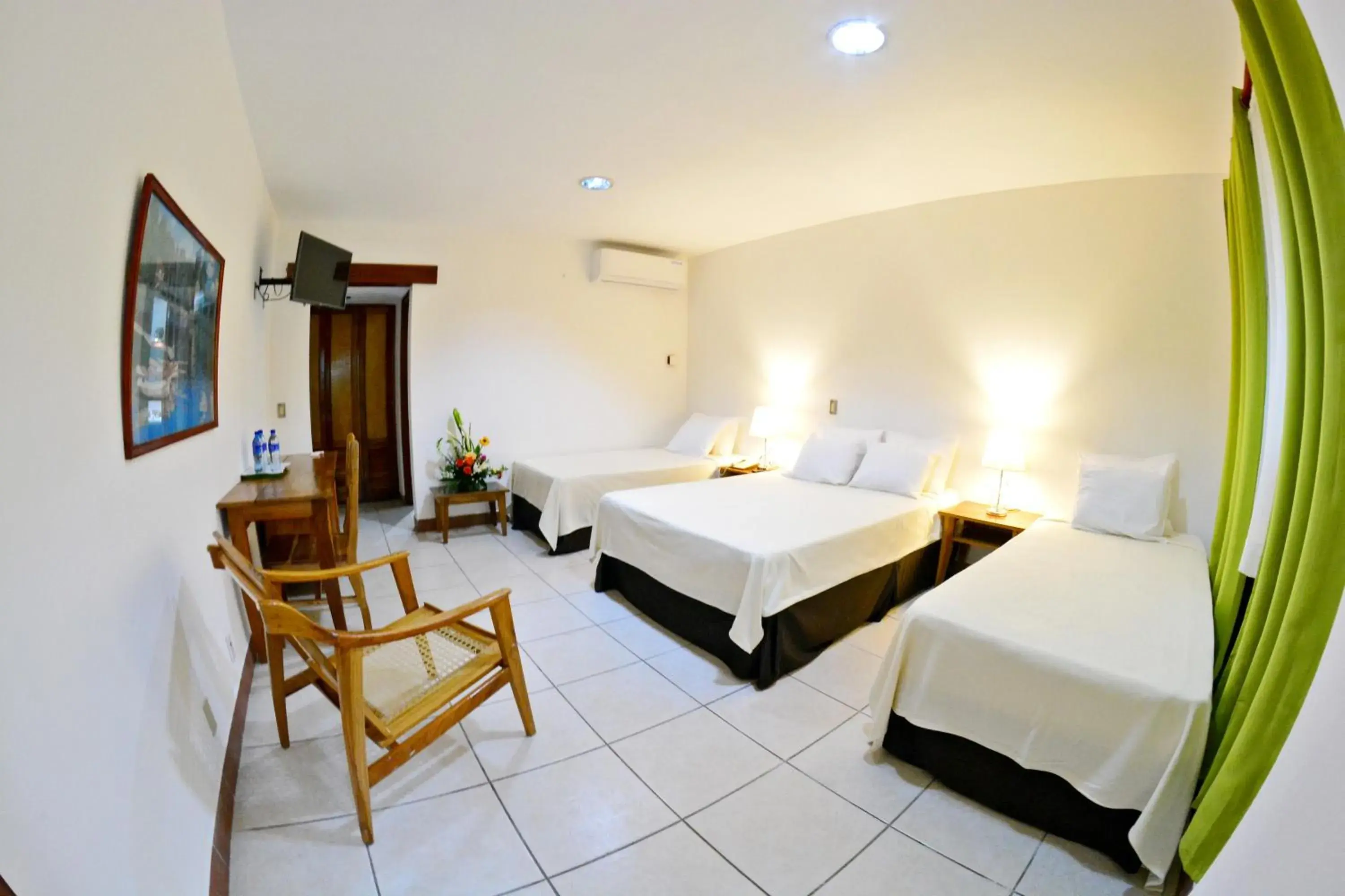 Triple Room in Hotel Europeo Triple Room in Hotel Europeo