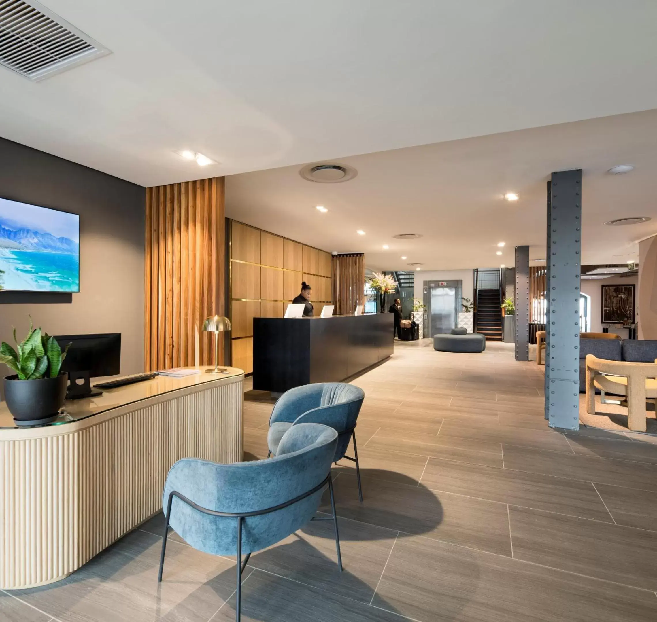 Lobby or reception, Lobby/Reception in Victoria & Alfred Hotel by NEWMARK