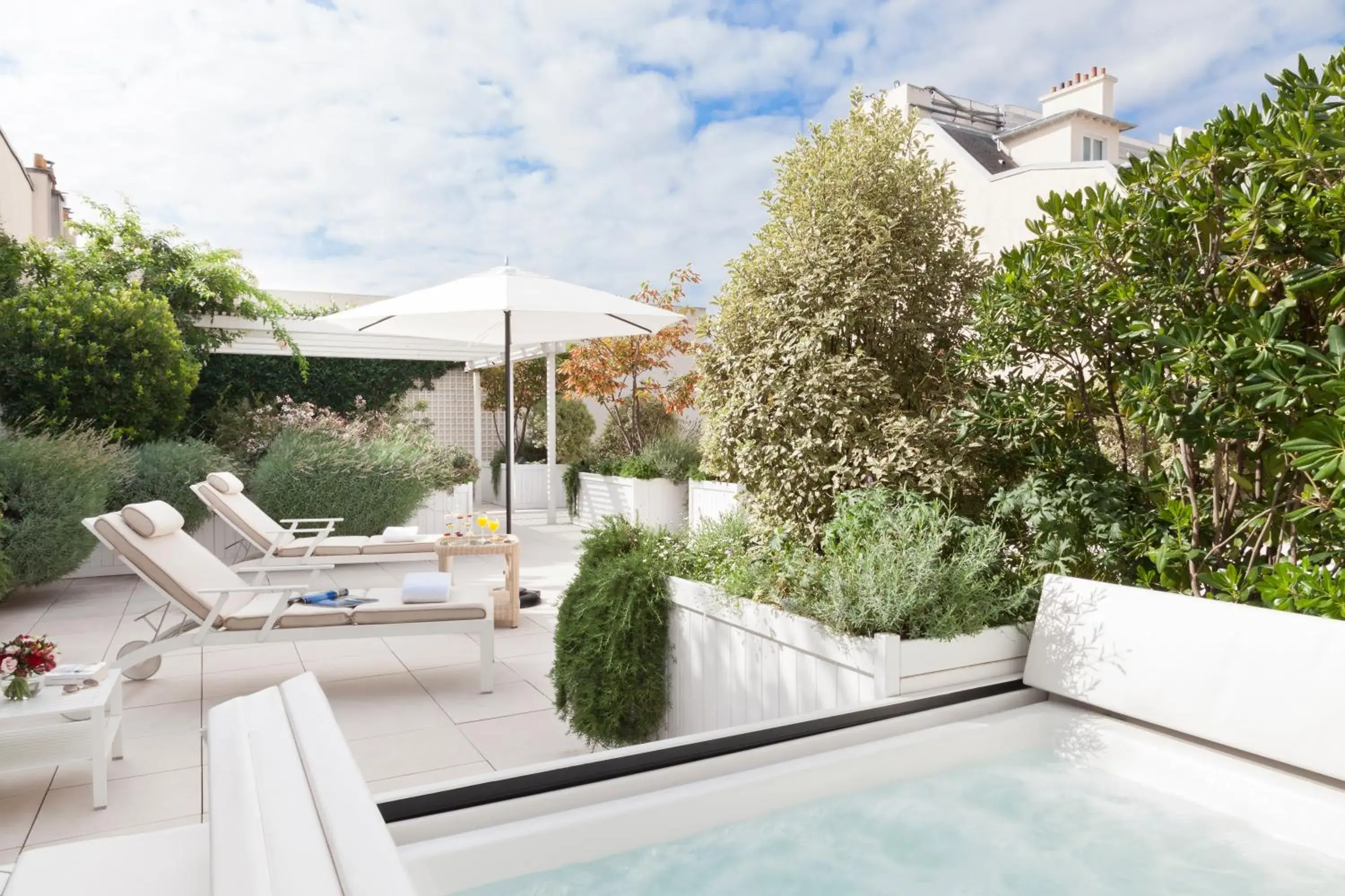 Balcony/Terrace, Swimming Pool in Le Bristol Paris - an Oetker Collection Hotel