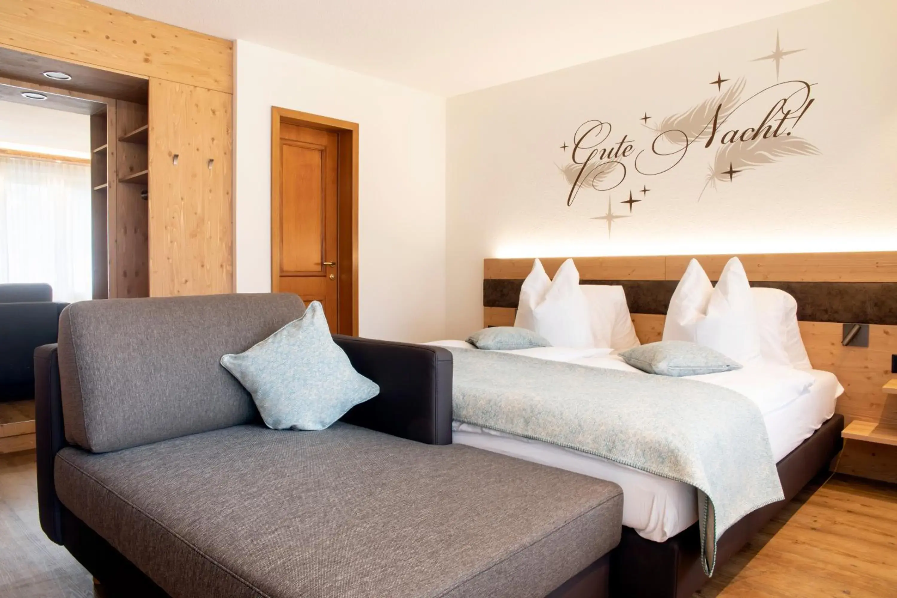Bedroom in Hotel Hemizeus & Iremia Spa