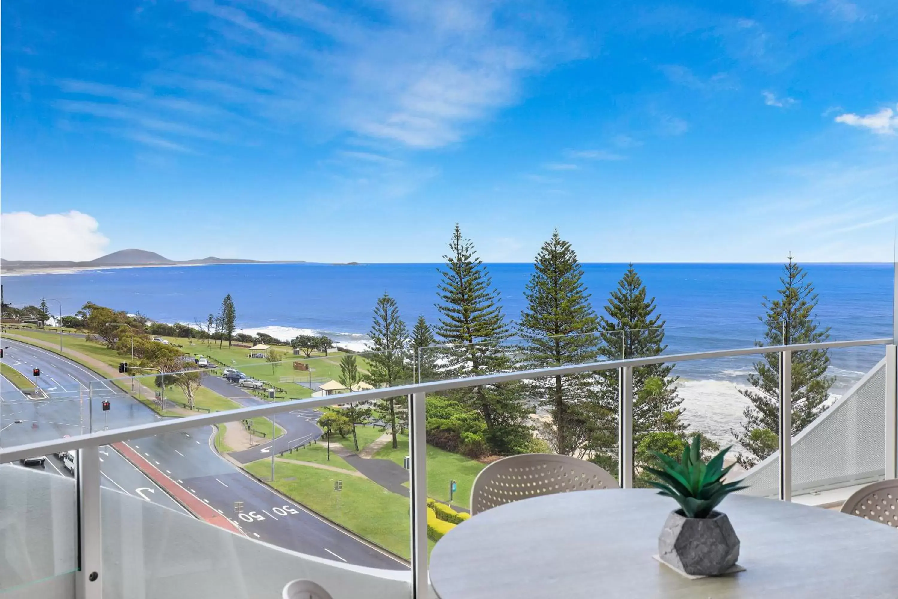 Balcony/Terrace, Sea View in Breeze Mooloolaba, Ascend Hotel Collection