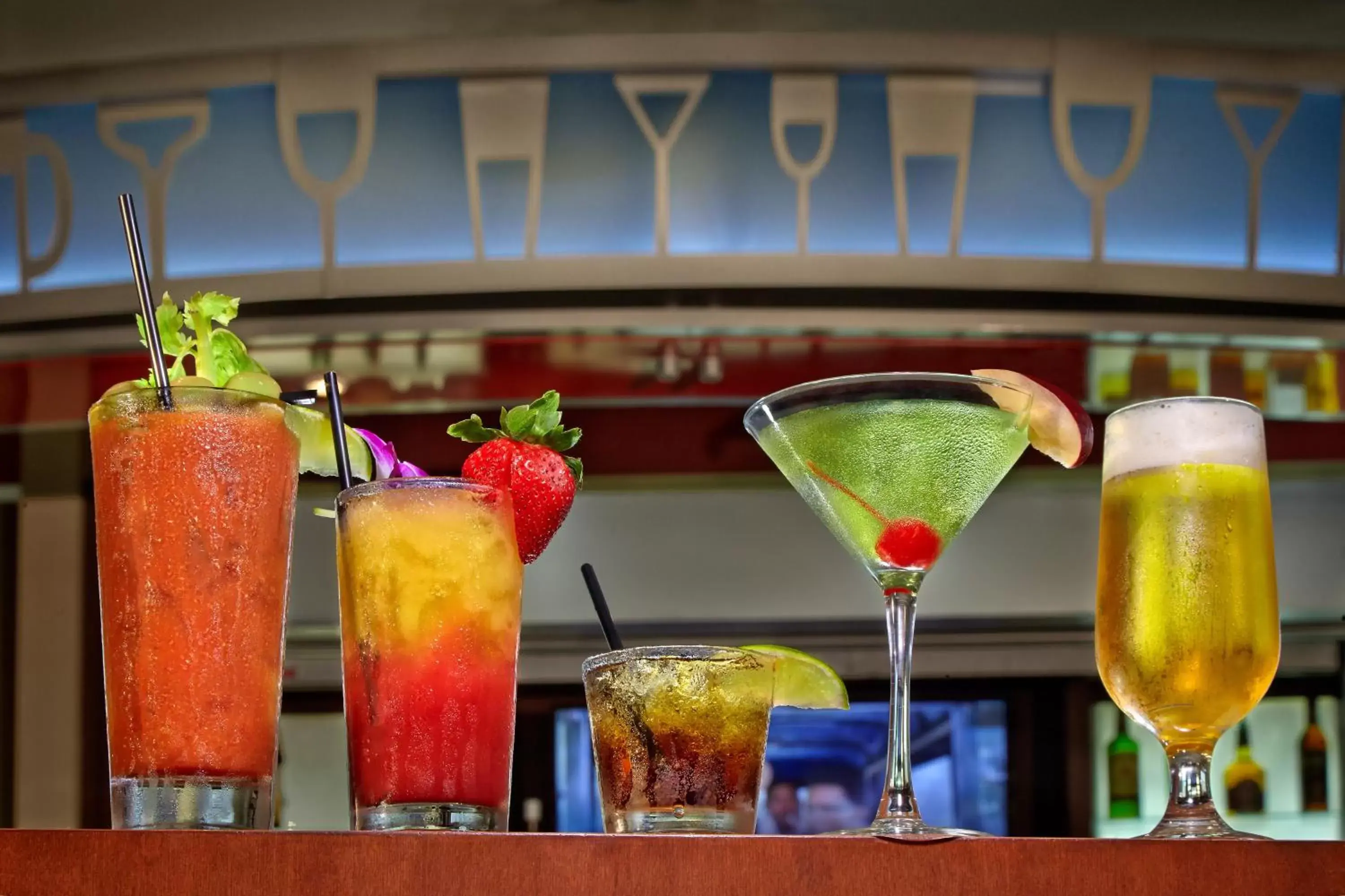 Lounge or bar in Holiday Inn Jacksonville E 295 Baymeadows by IHG Lounge or bar in Holiday Inn Jacksonville E 295 Baymeadows by IHG