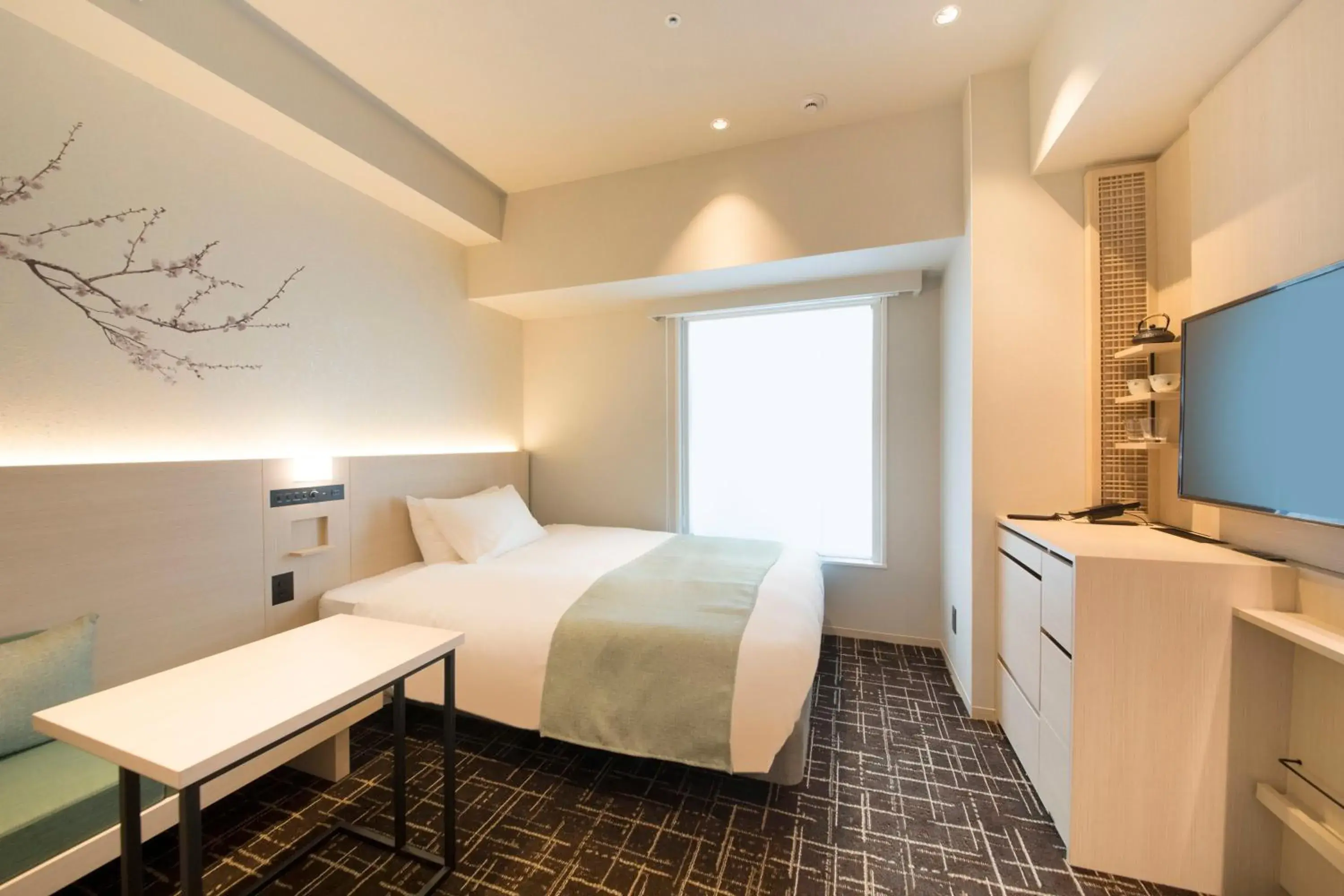 Photo of the whole room, Bed in Hotel Yaenomidori Tokyo