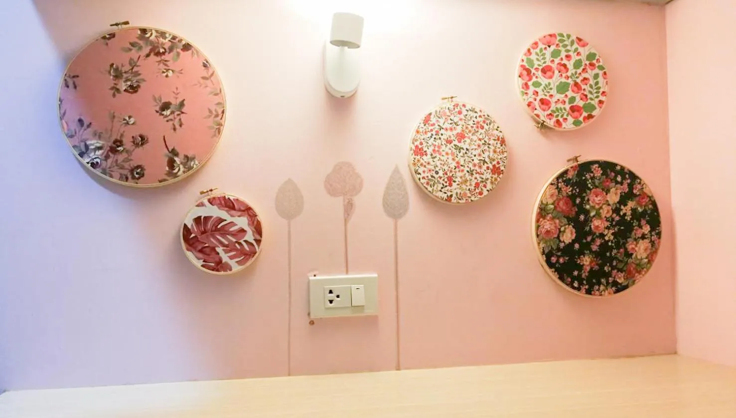 bunk bed in Good Day Hostel