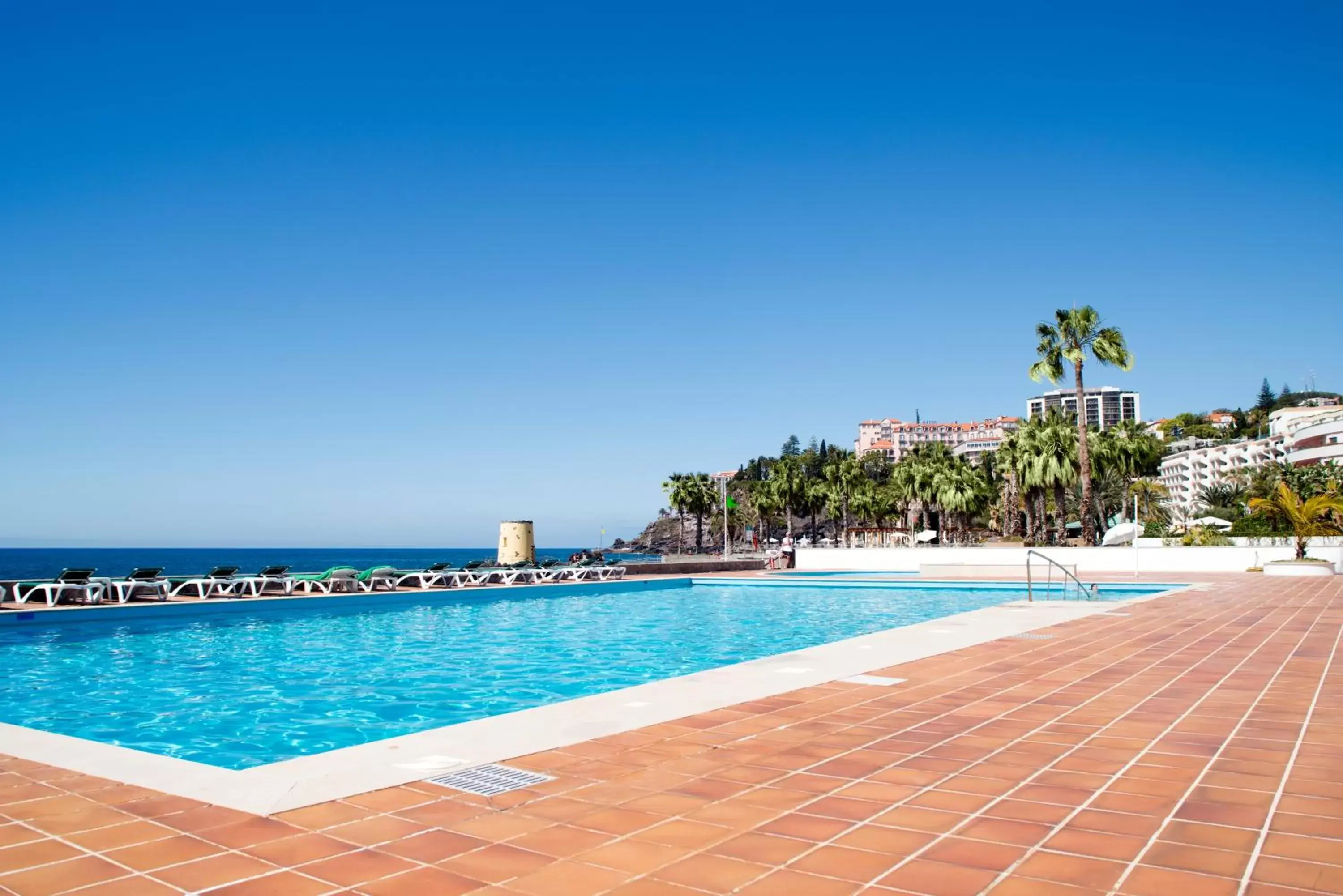 Swimming Pool in Quinta Da Penha De Franca