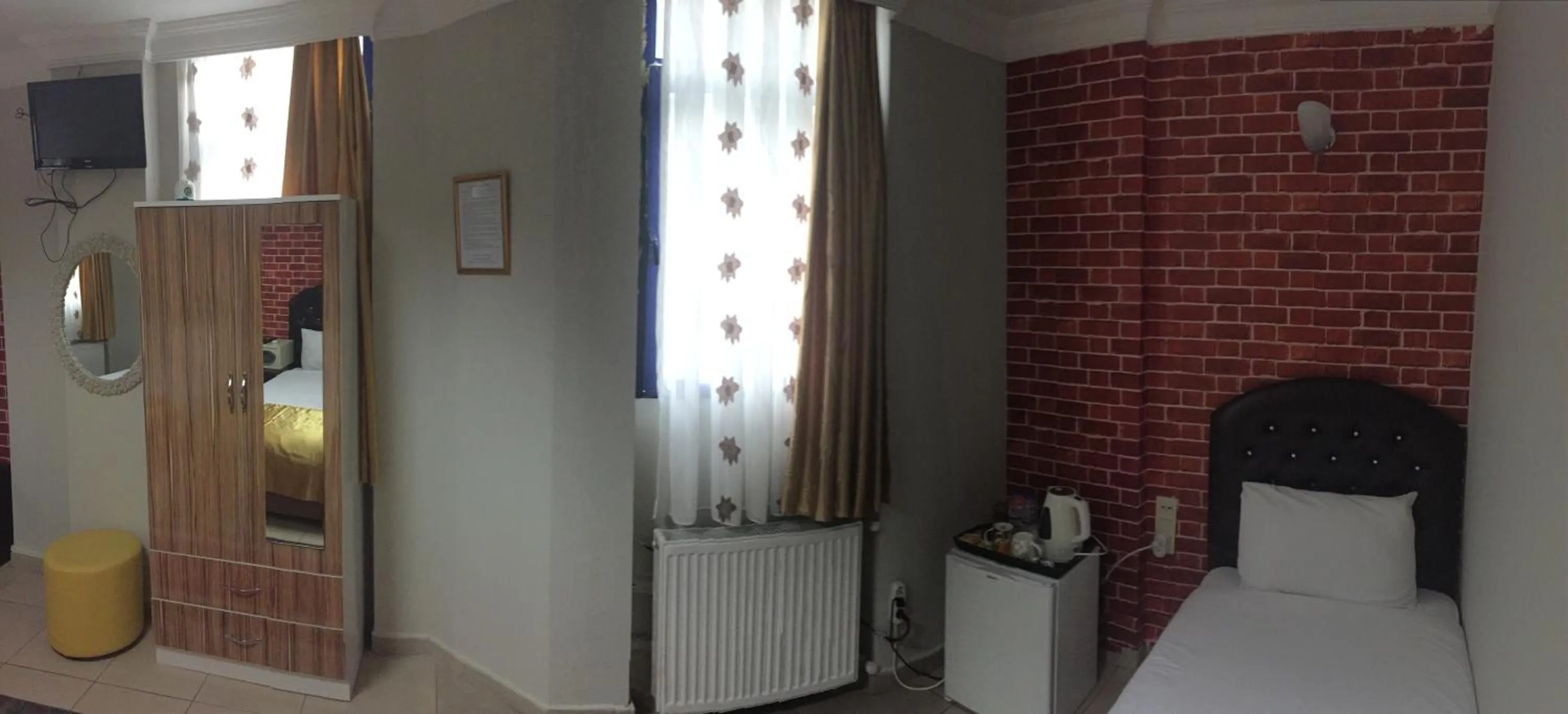 Shower in Lotus Hotel