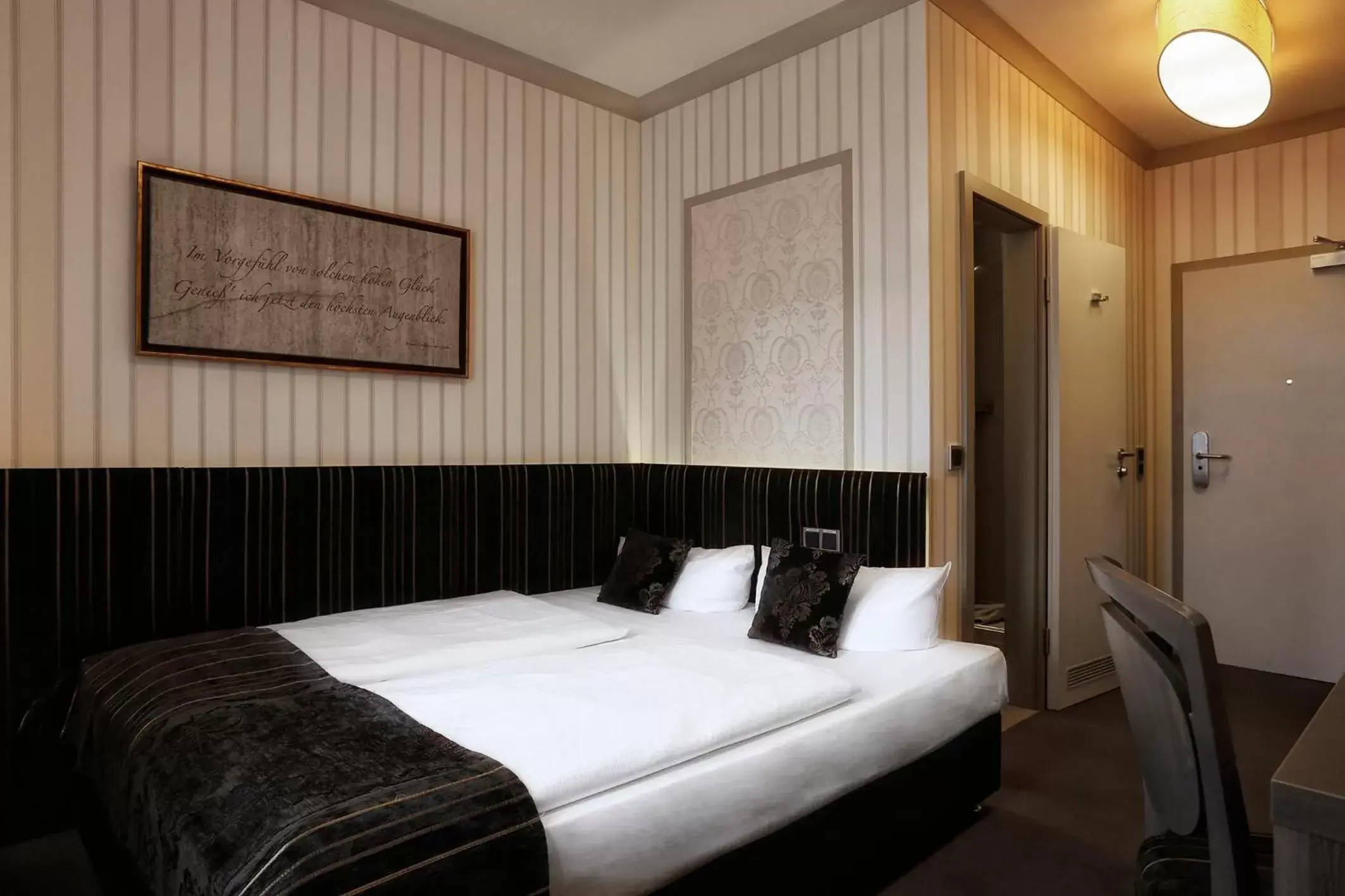 Business Single Room - single occupancy in Konsumhotel Dorotheenhof Weimar Business Single Room - single occupancy in Konsumhotel Dorotheenhof Weimar