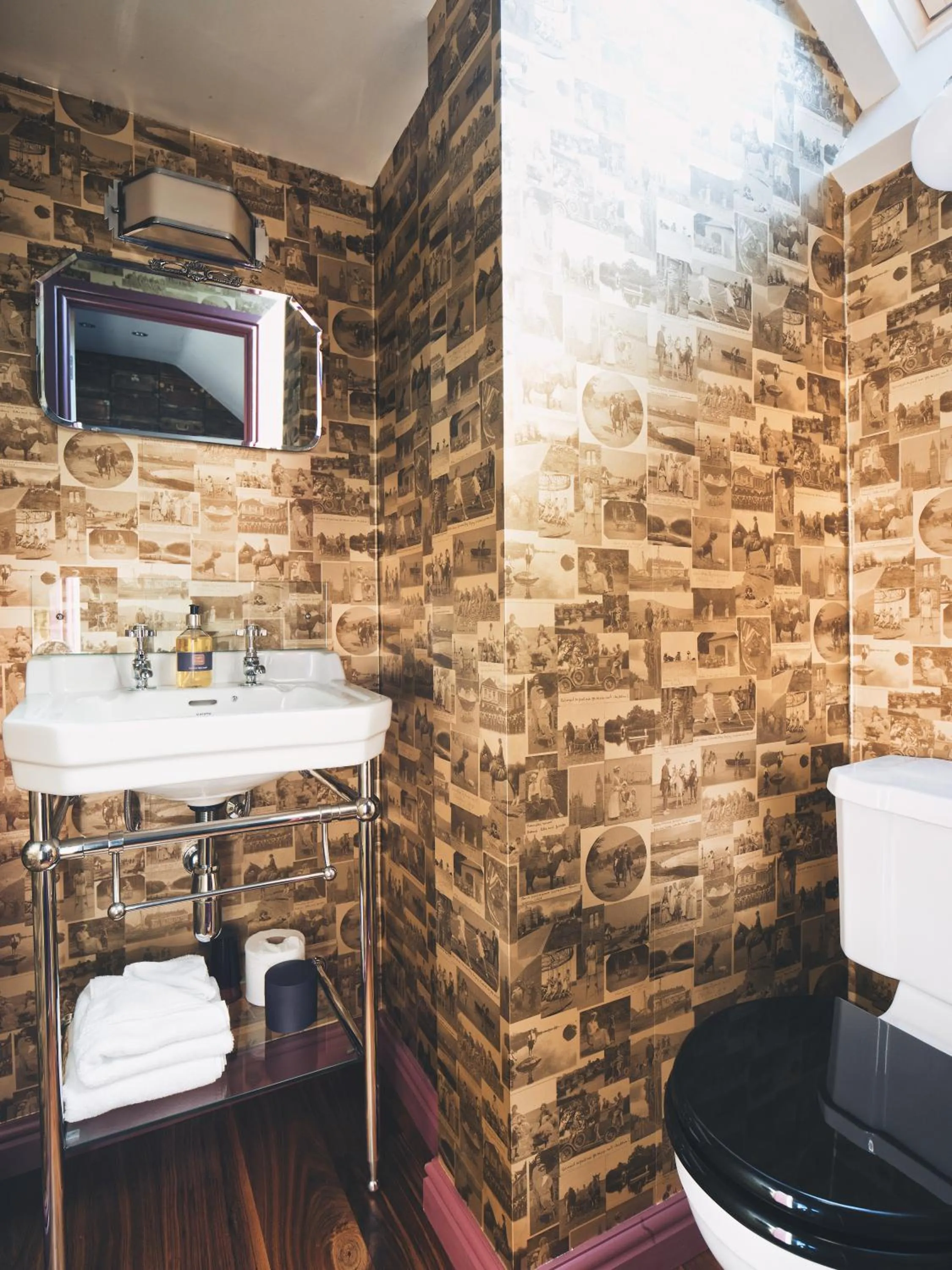 Bathroom in Rum Doodle, Windermere B&B