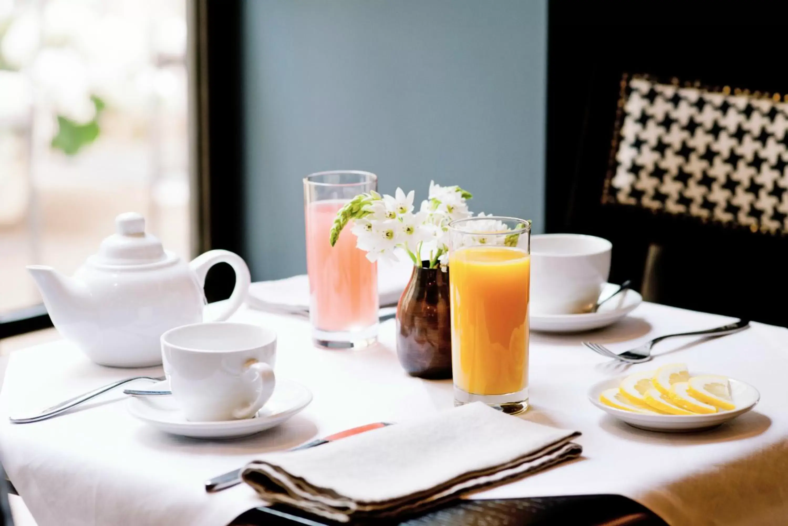 Restaurant/places to eat, Breakfast in The Fifteen Keys Hotel