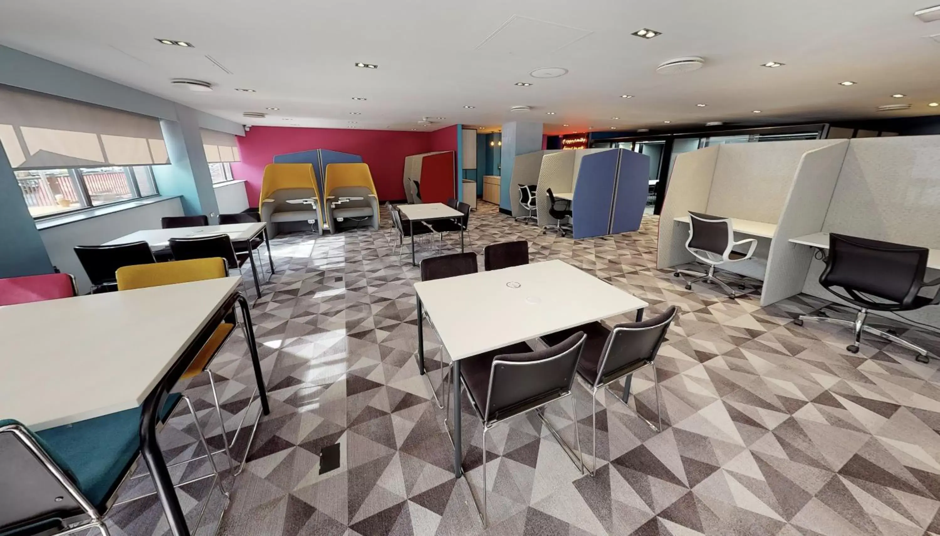 Business facilities in Village Hotel Leeds North