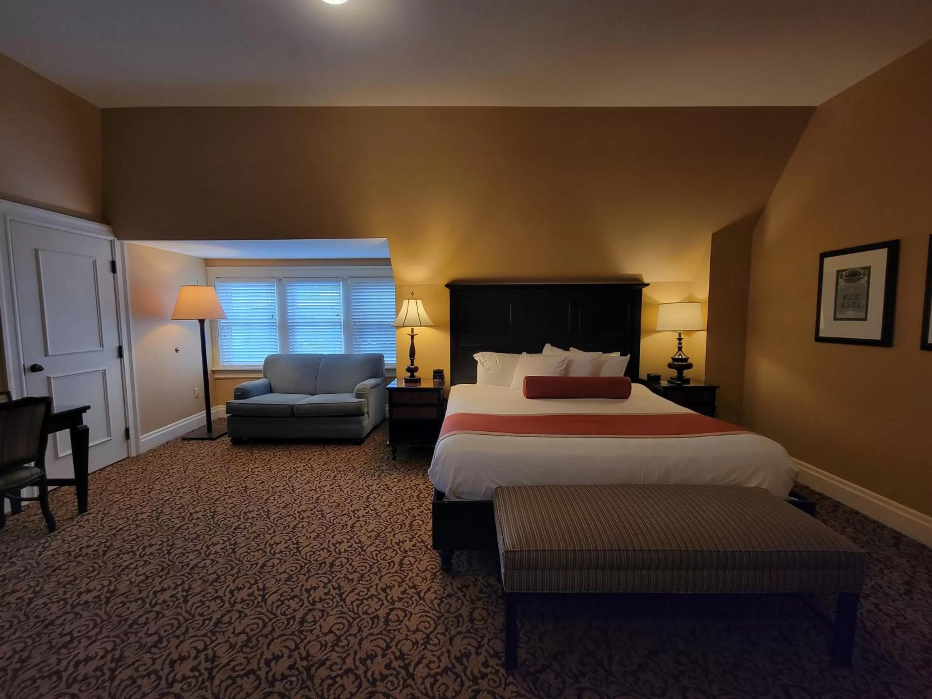 Bedroom in Mansions on Fifth