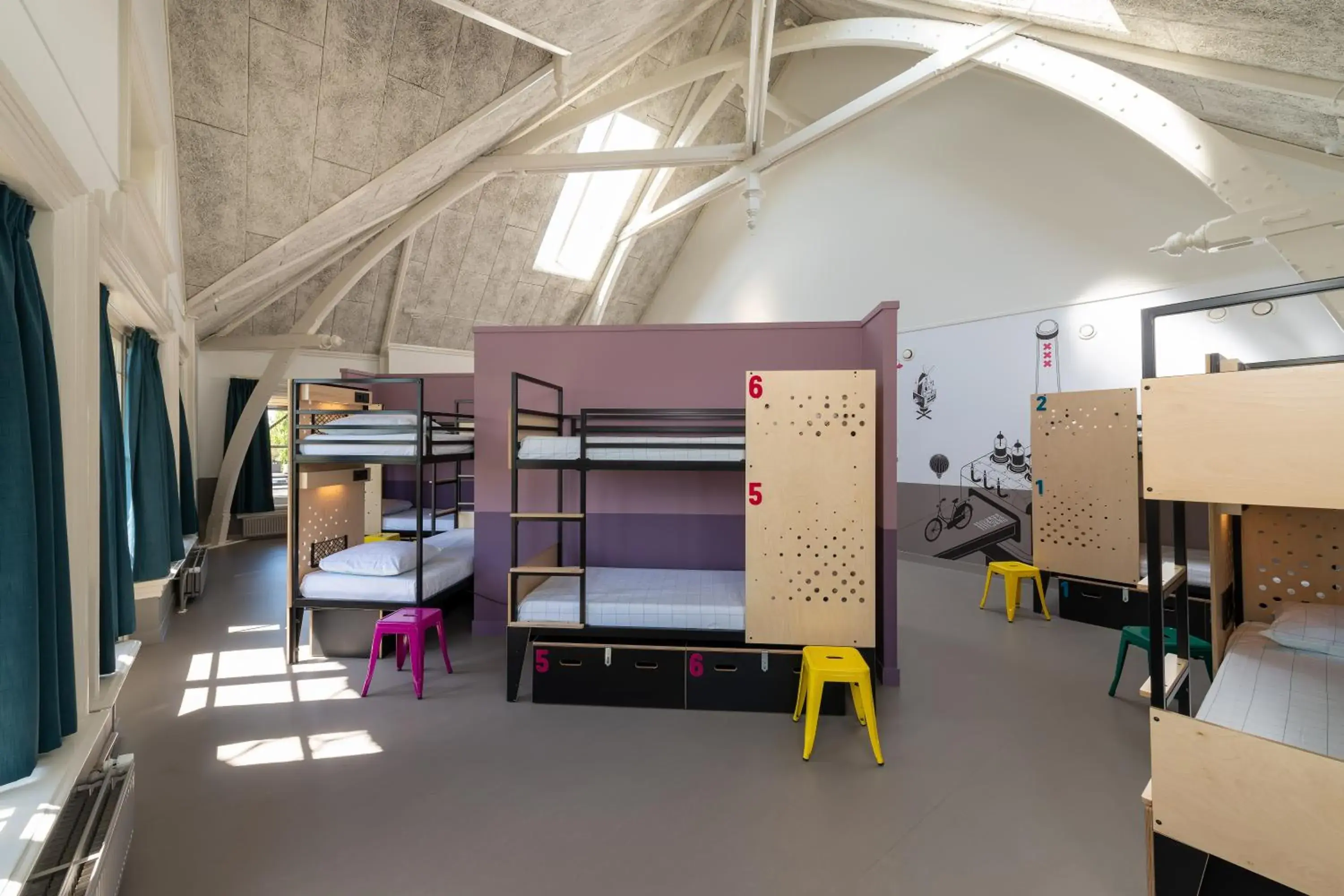 Photo of the whole room, Bunk Bed in Stayokay Amsterdam Vondelpark