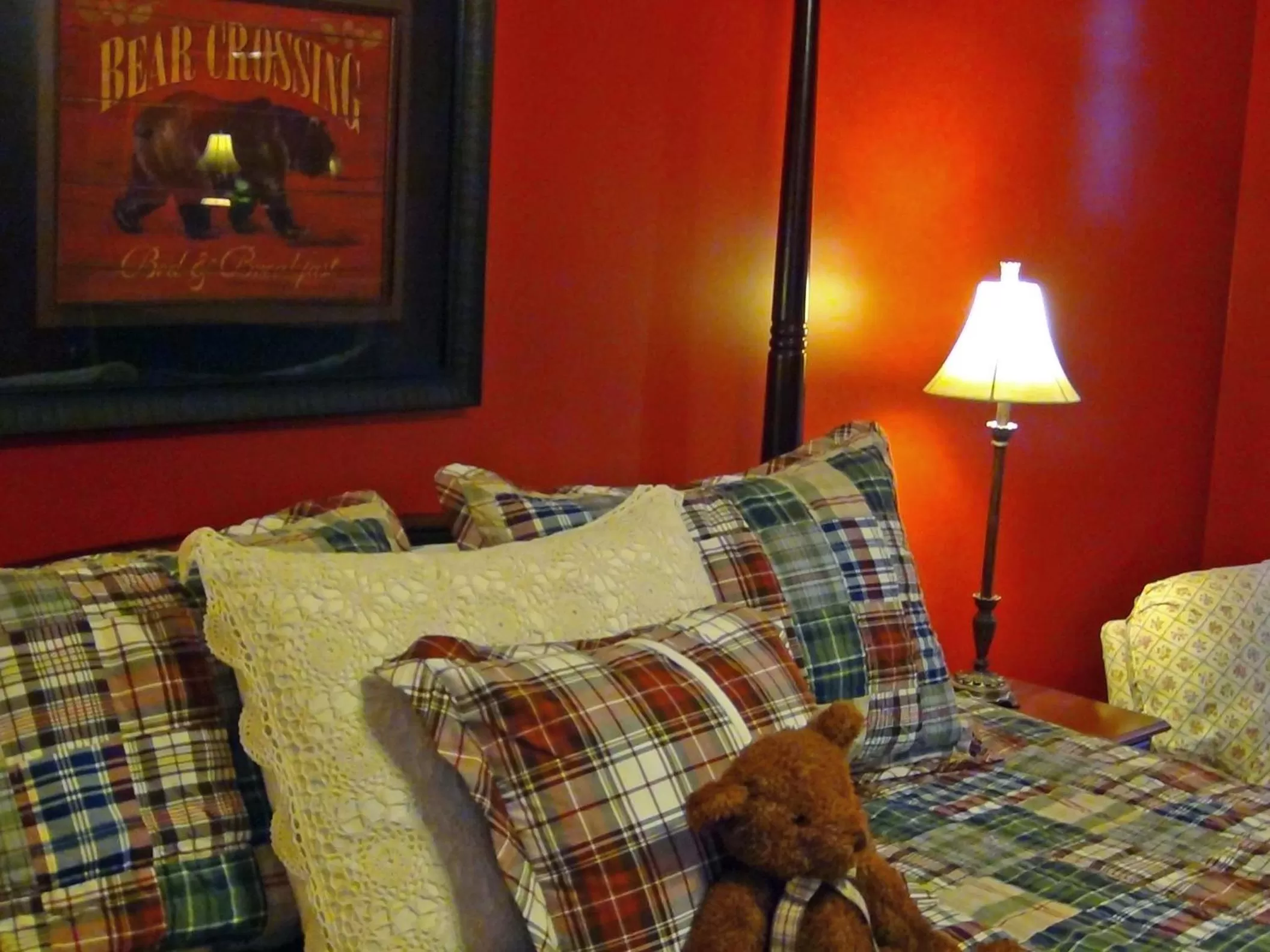 Bed in Berry Springs Lodge