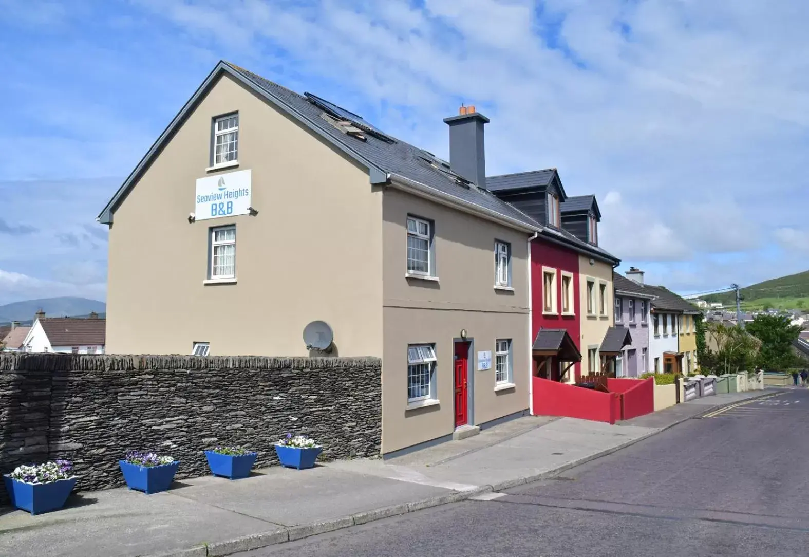 Facade/entrance, Property Building in Seaview Heights