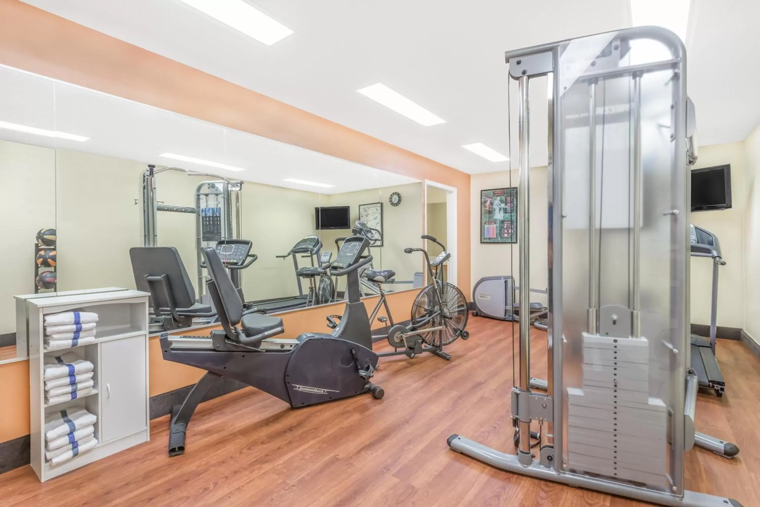 Fitness centre/facilities, Fitness Center/Facilities in Days Inn by Wyndham Americus
