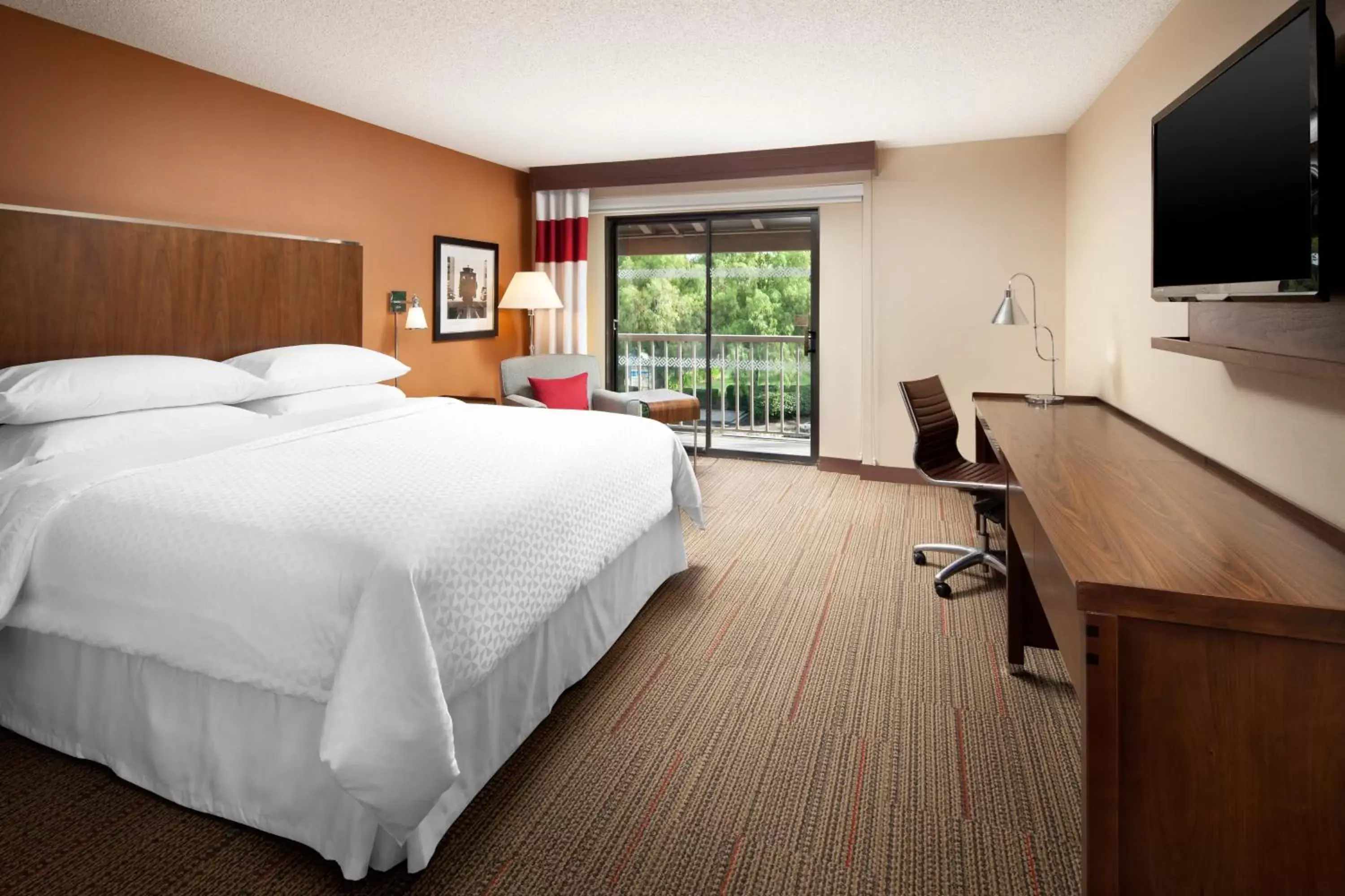 Photo of the whole room in Four Points by Sheraton - Pleasanton