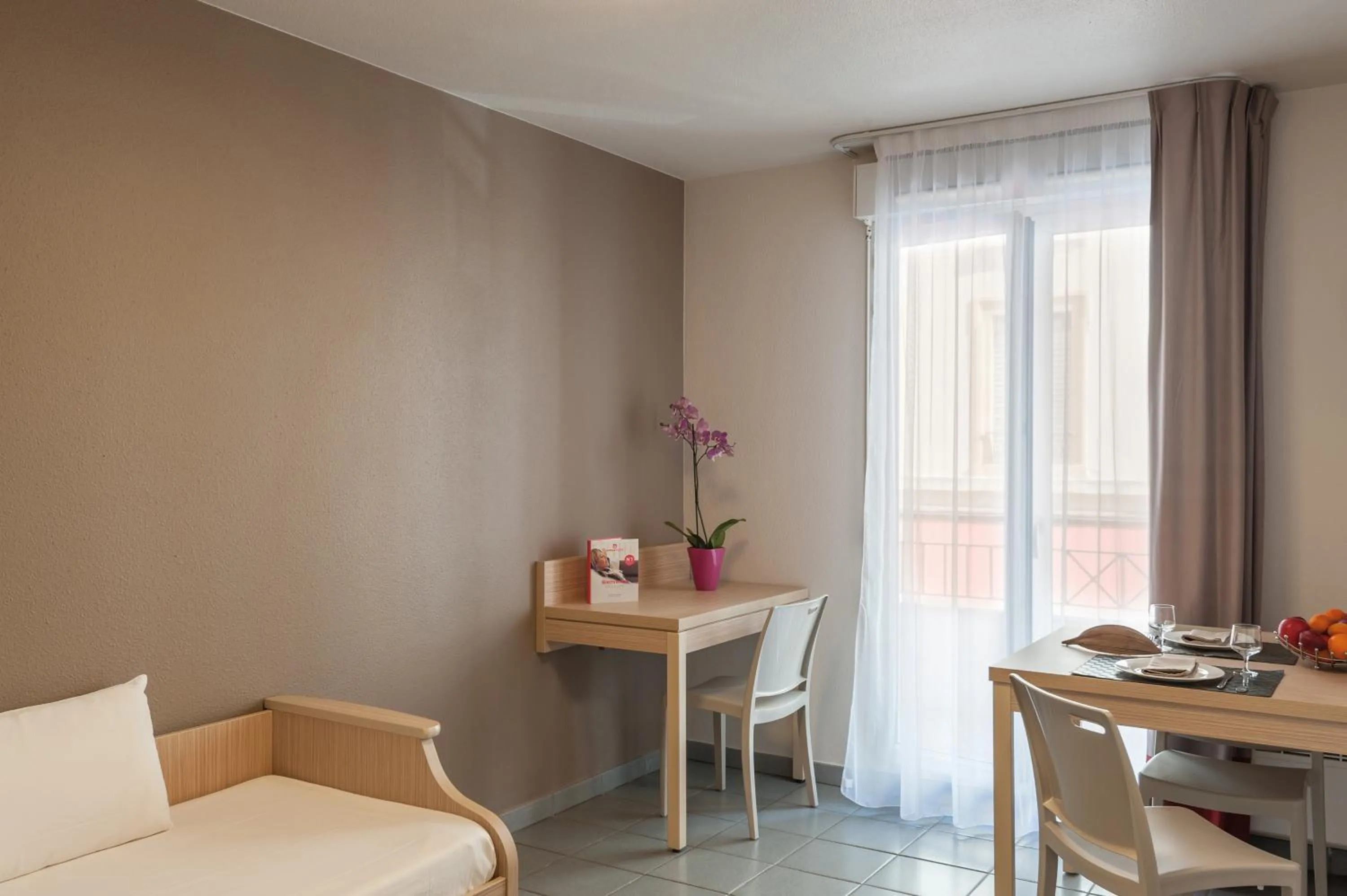 Living room in Appart'City Classic Lyon Part Dieu Garibaldi