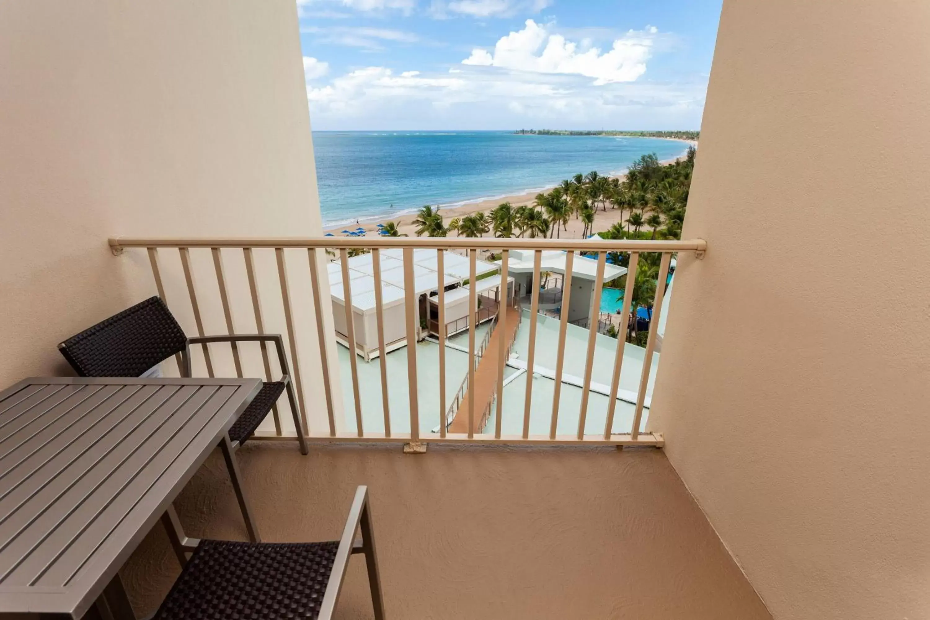 Swimming pool, Balcony/Terrace in Courtyard by Marriott Isla Verde Beach Resort