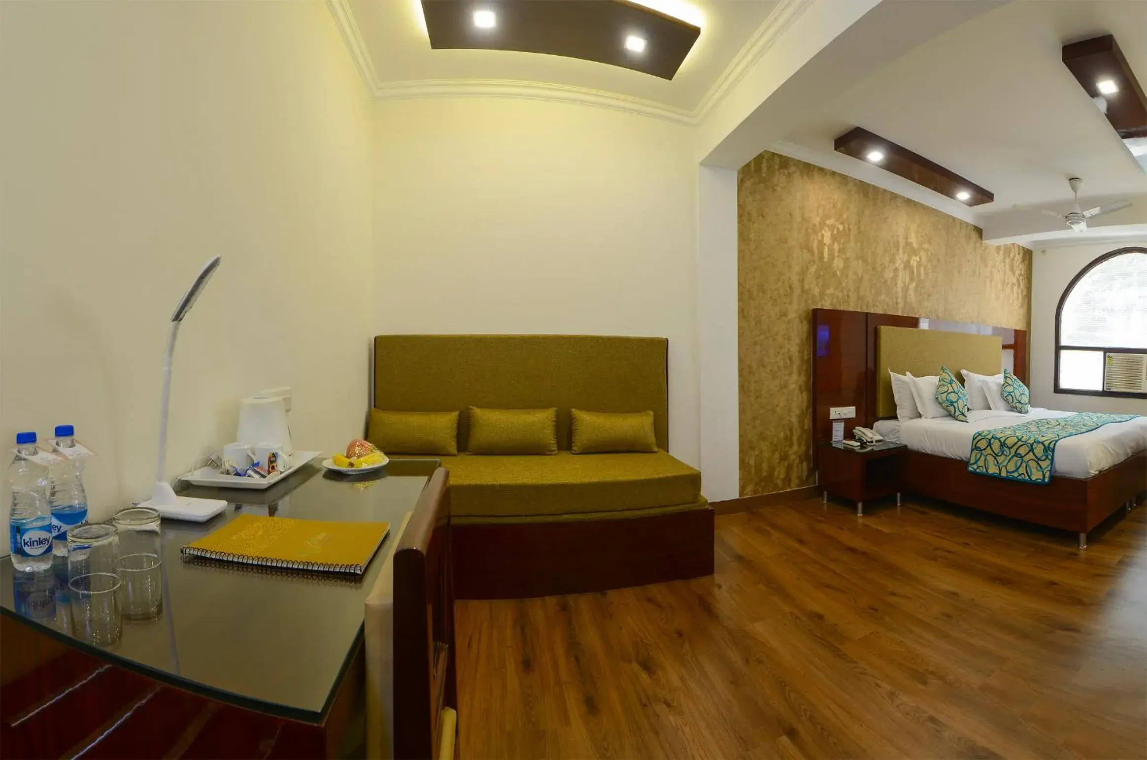 Bed, Seating Area in Hotel Pushpvilla