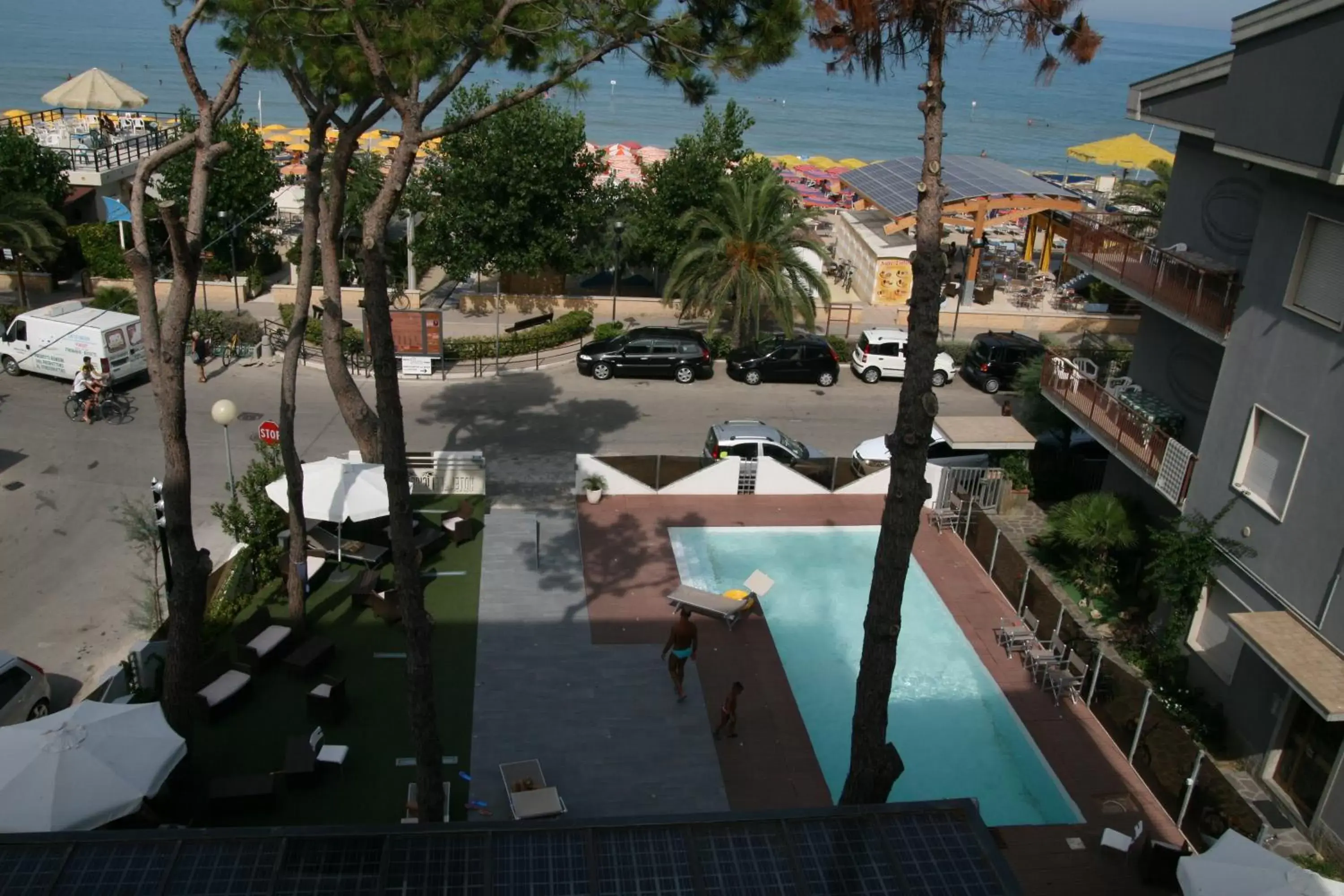 Pool View in Hotel Felicioni
