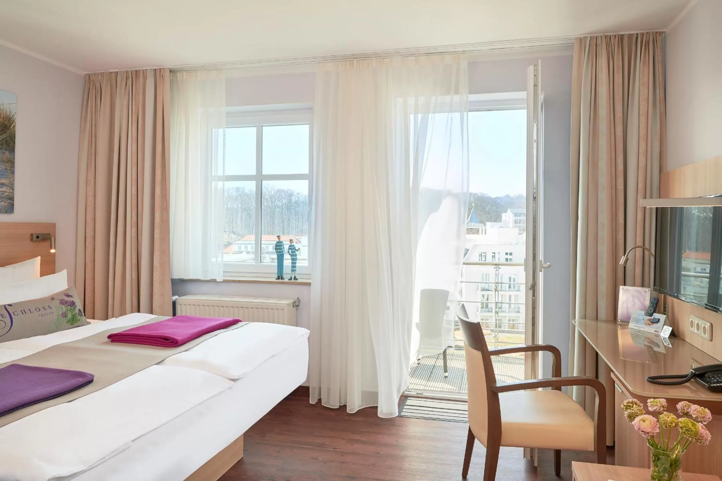 Photo of the whole room in Seeschloss Sellin