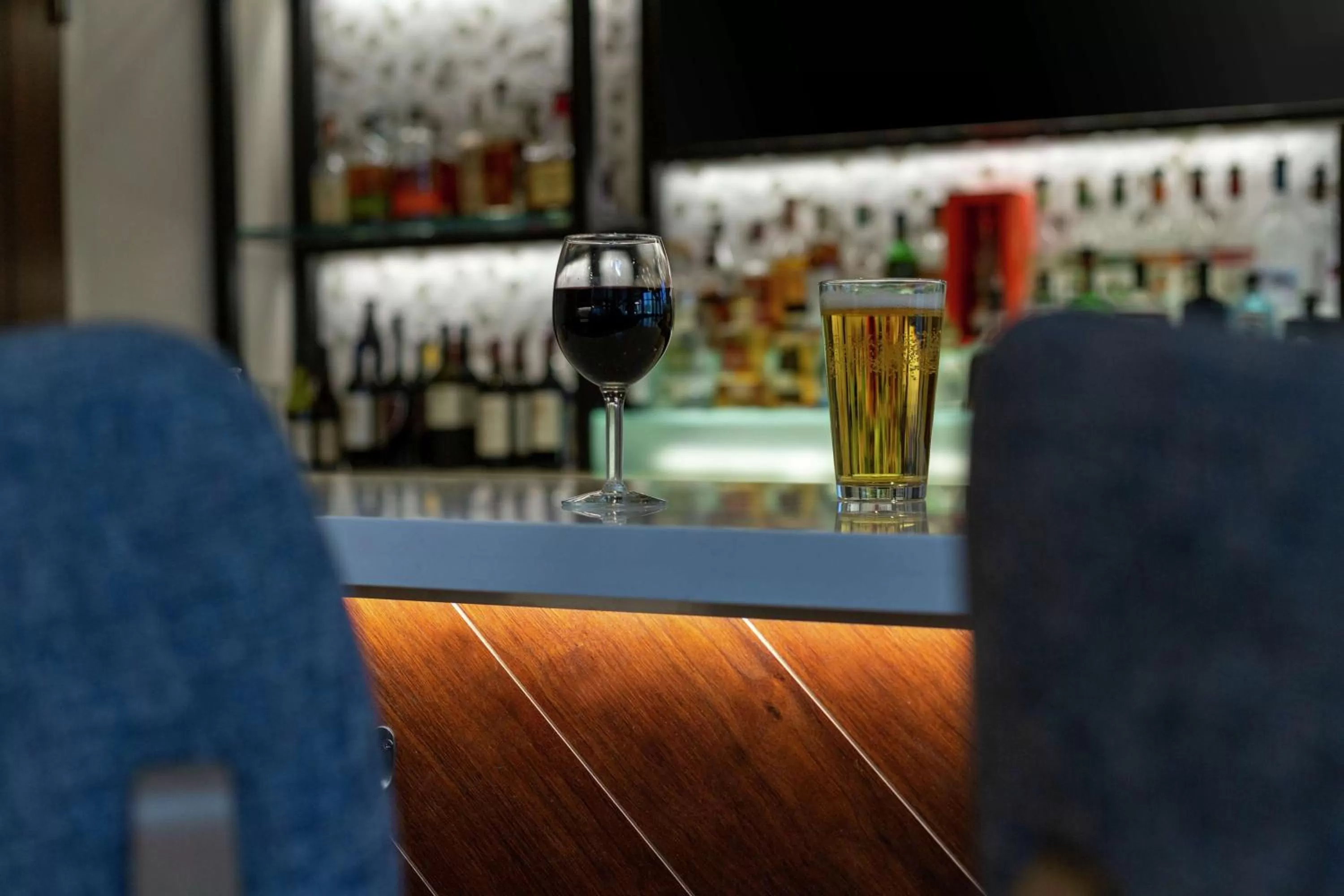 Lounge or bar in Hilton Garden Inn Melville