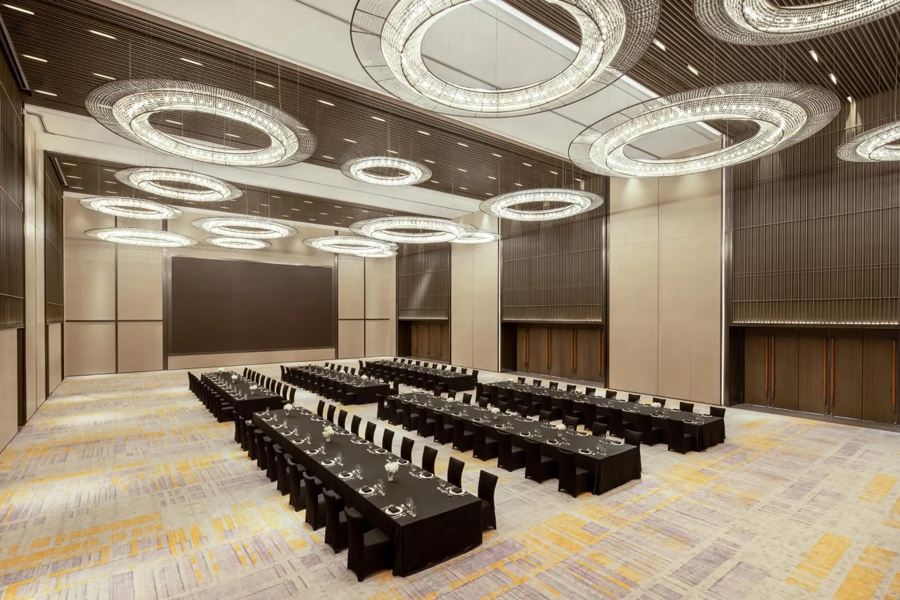 Business facilities in Crowne Plaza Qingdao Jinshui, an IHG Hotel