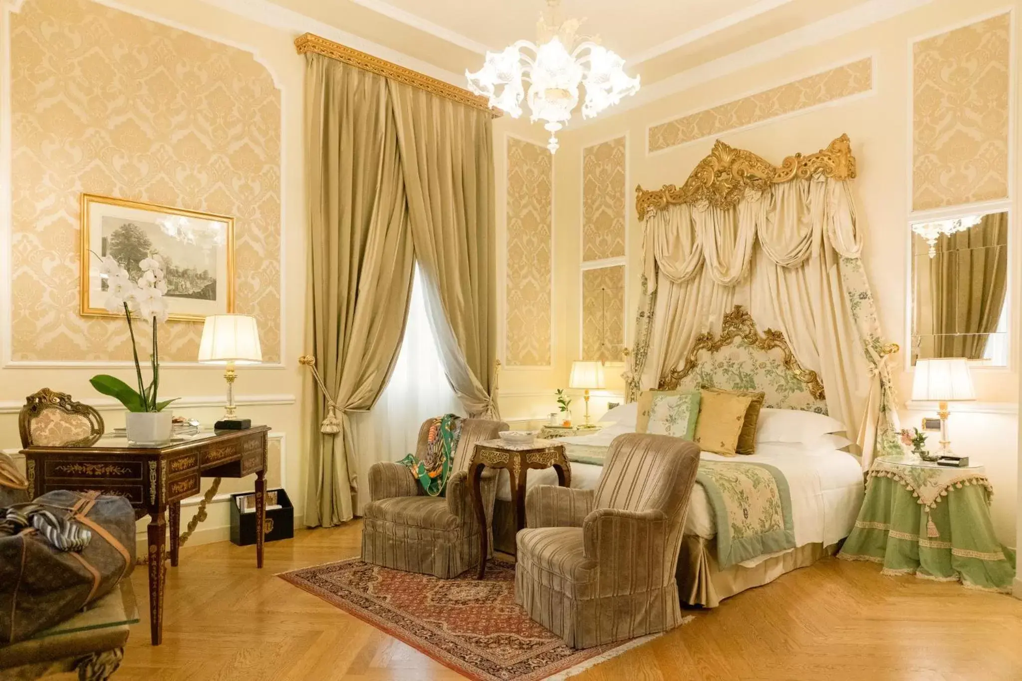 Photo of the whole room in Grand Hotel Majestic gia' Baglioni