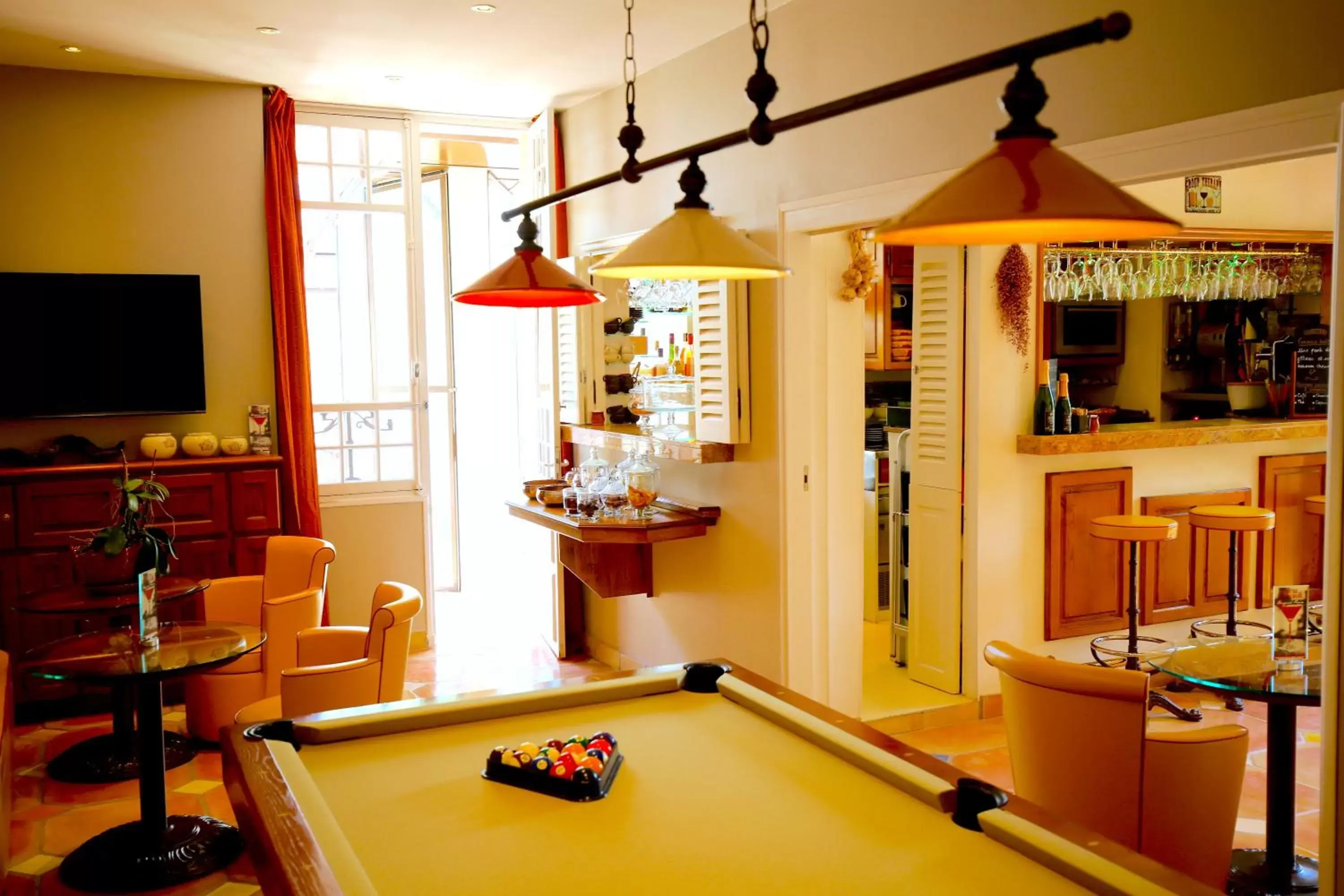 Billiard, Billiards in Hotel Royal Bon Repos