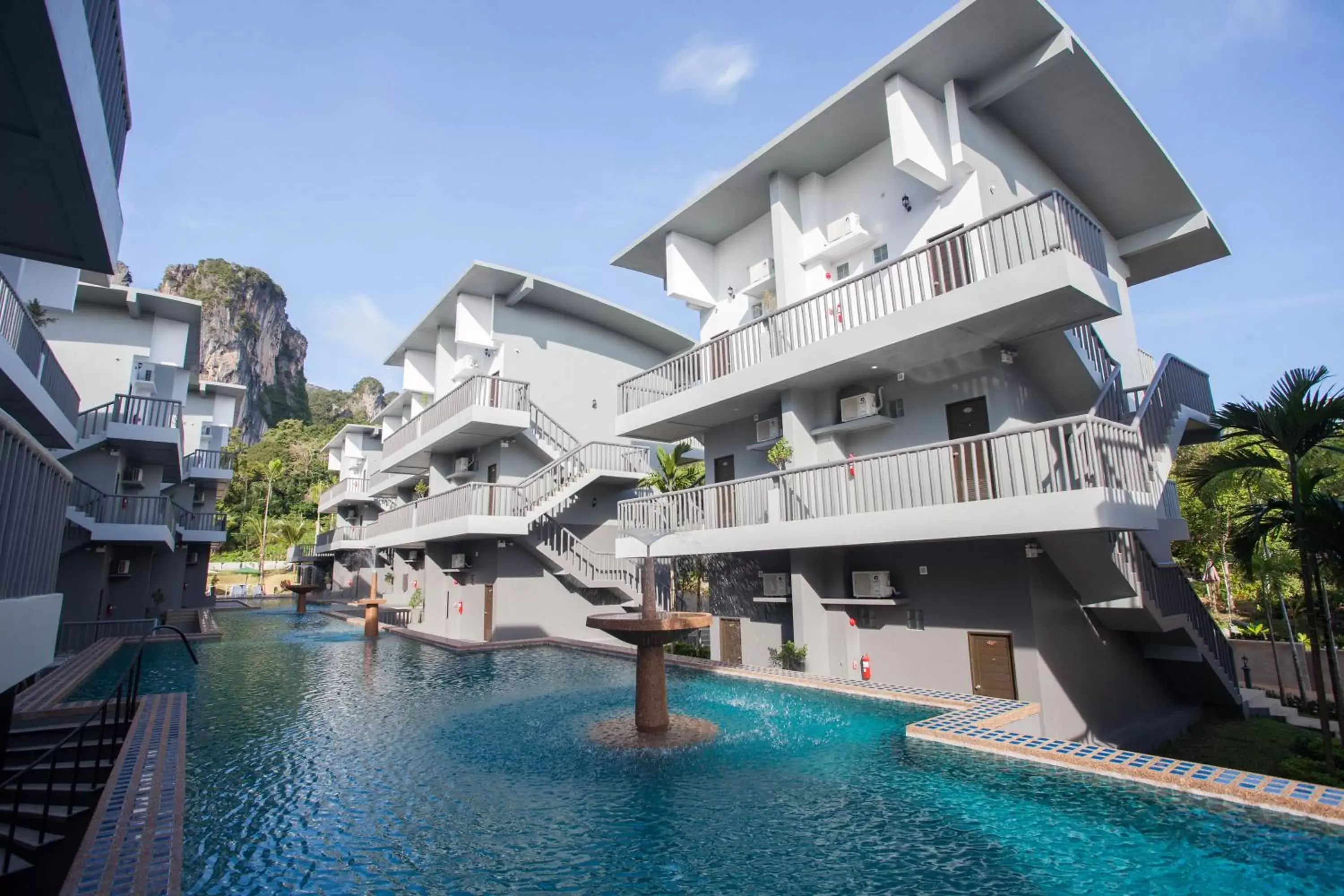 Swimming pool, Property Building in Arawan Krabi Beach Resort