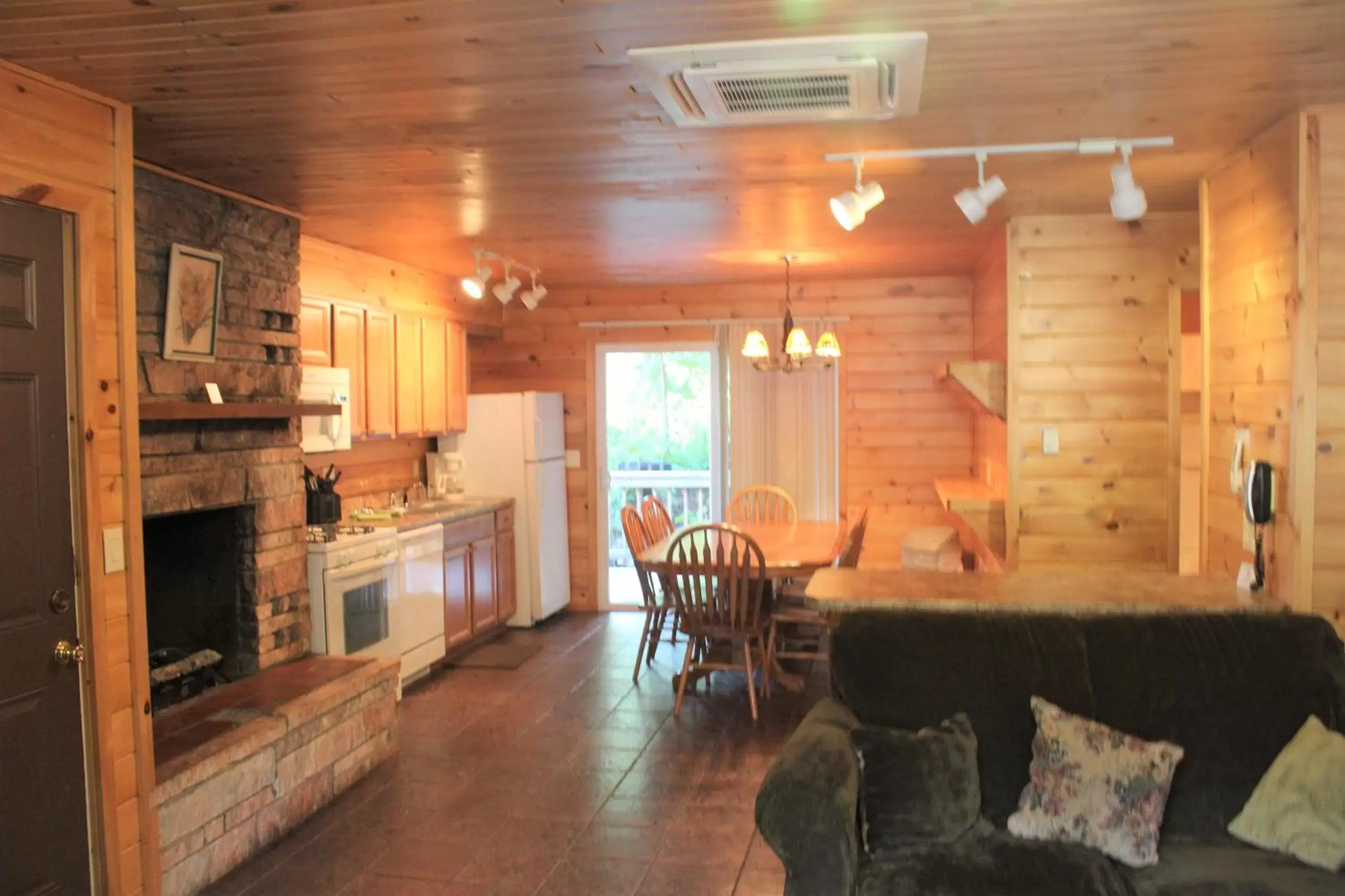 Kitchen or kitchenette in Blue Lagoon Resort