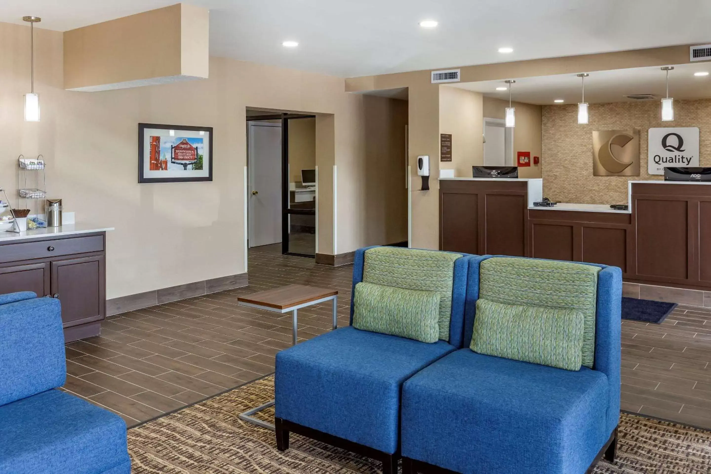 Lobby or reception, Seating Area in Quality Inn & Suites Spring Lake - Fayetteville Near Fort Liberty