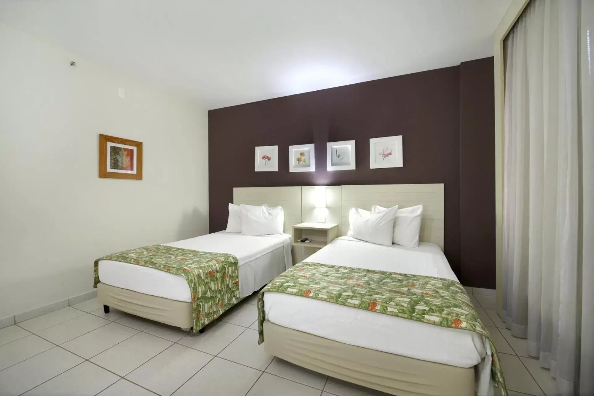Photo of the whole room, Bed in Nobile Inn Executive Ribeirao Preto