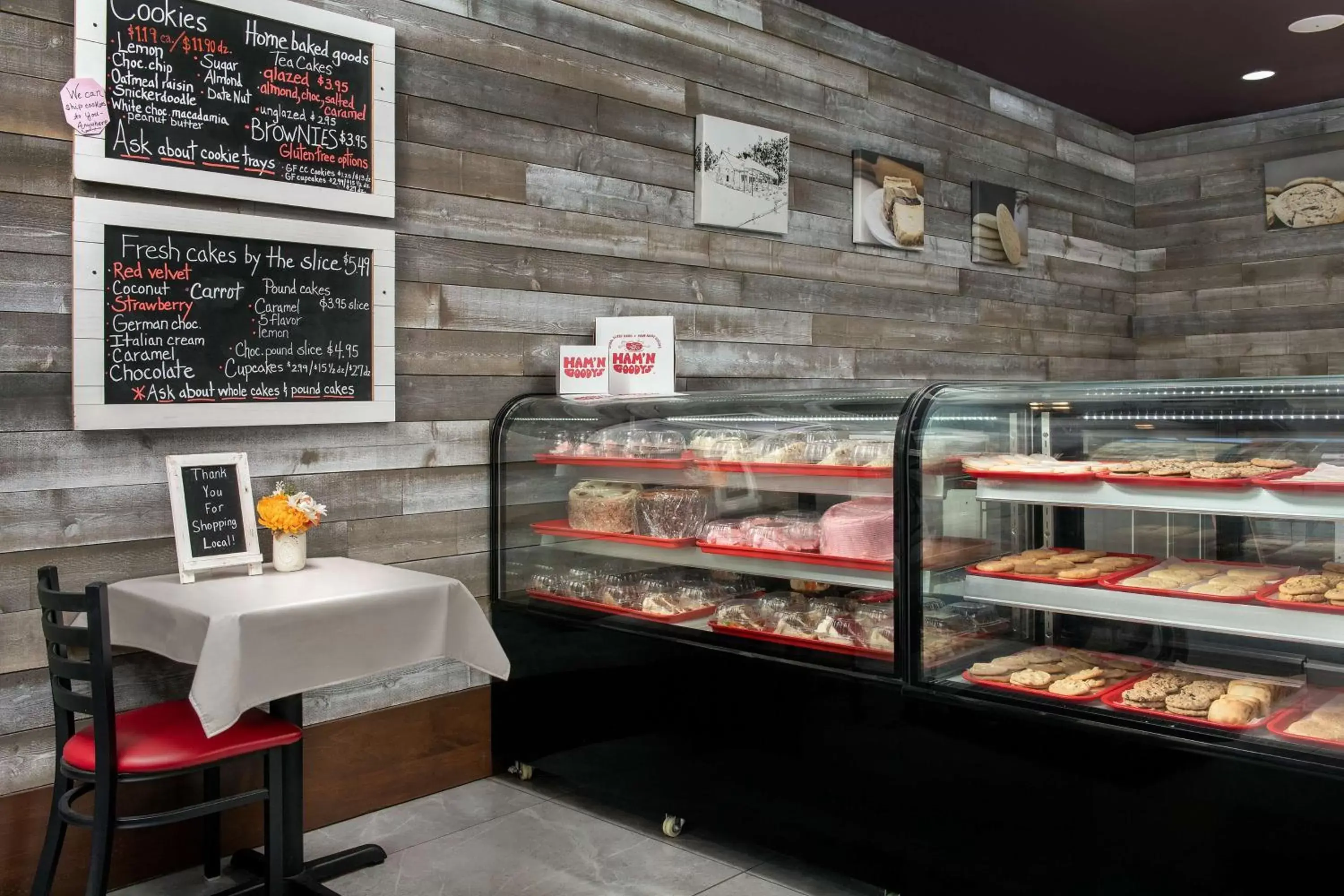 Restaurant/places to eat in Embassy Suites By Hilton Knoxville Downtown Restaurant/places to eat in Embassy Suites By Hilton Knoxville Downtown