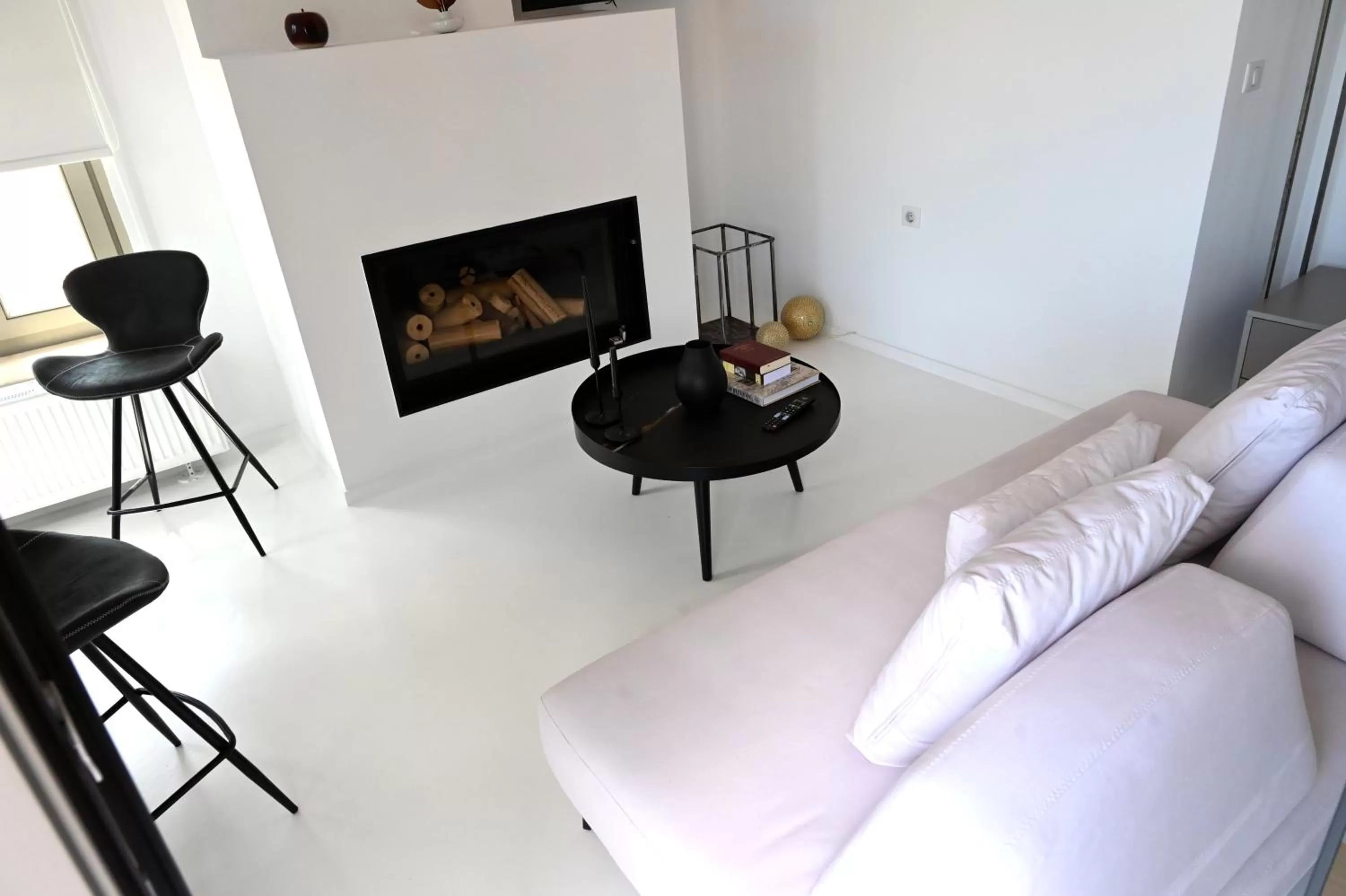 Property building, TV/Entertainment Center in Clocktower Luxury Suites