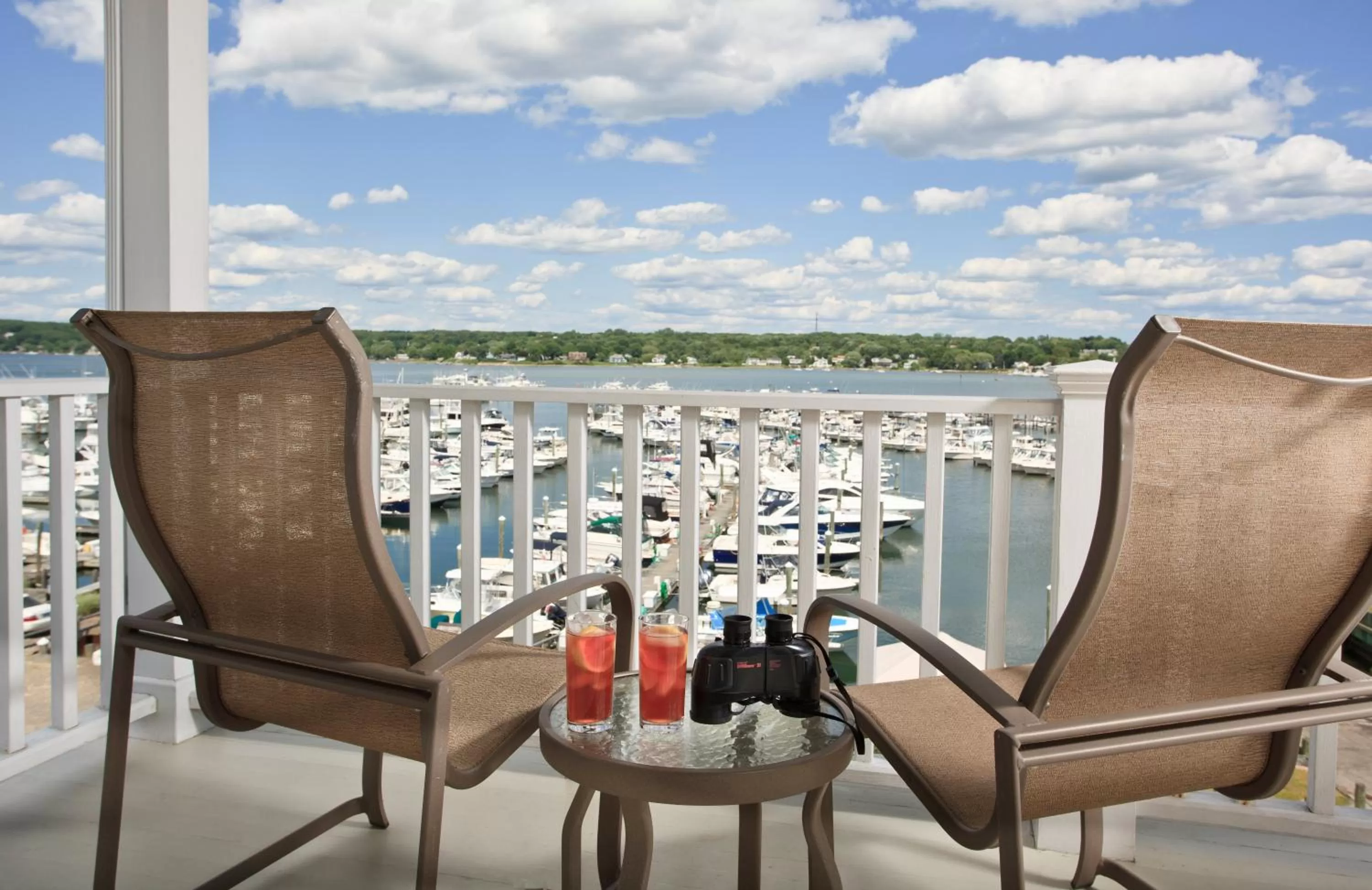 Garden in Inn at Harbor Hill Marina