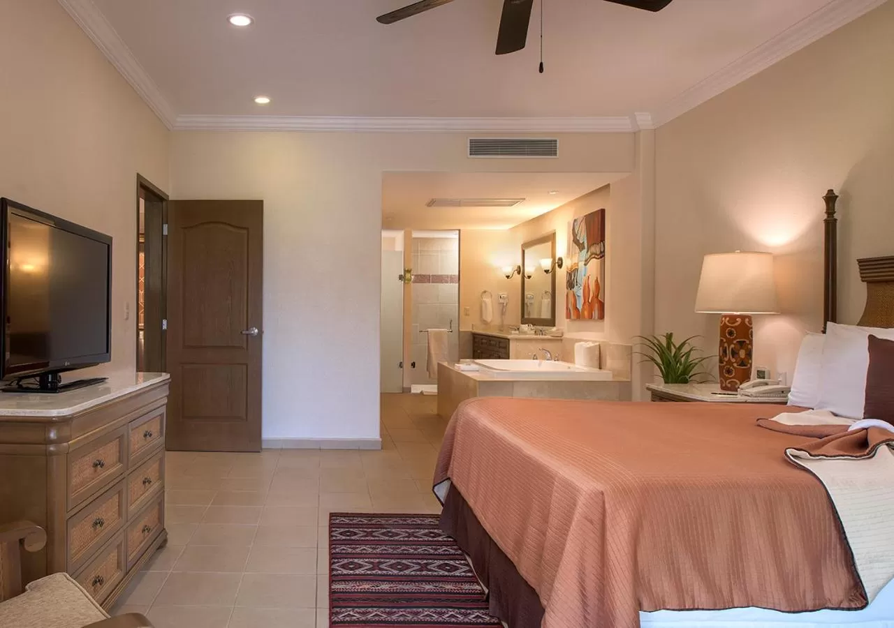 One Bedroom Suite  in Villa del Palmar at the Islands of Loreto