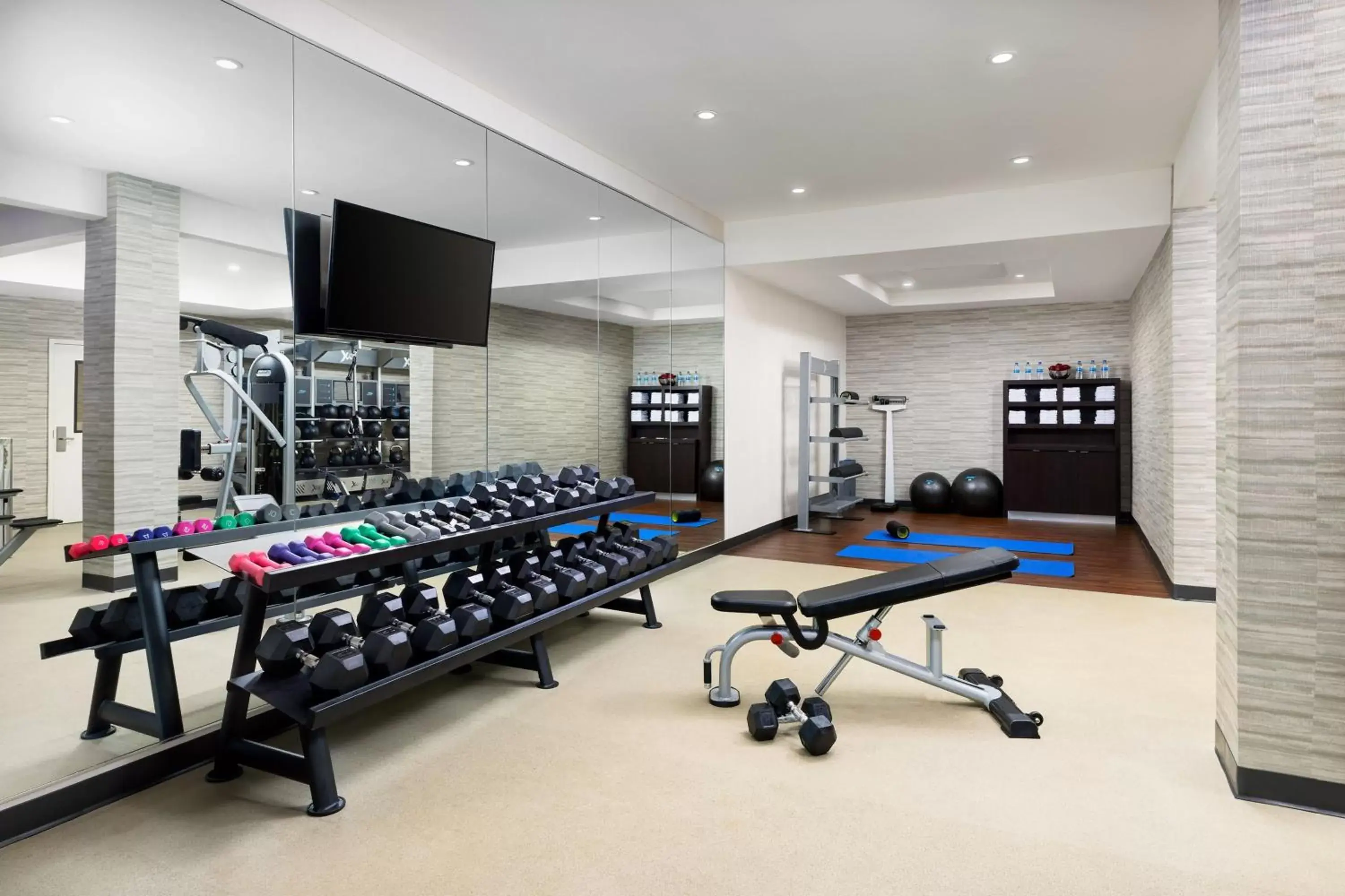 Fitness centre/facilities, Fitness Center/Facilities in Courtyard by Marriott Potomac Mills Woodbridge