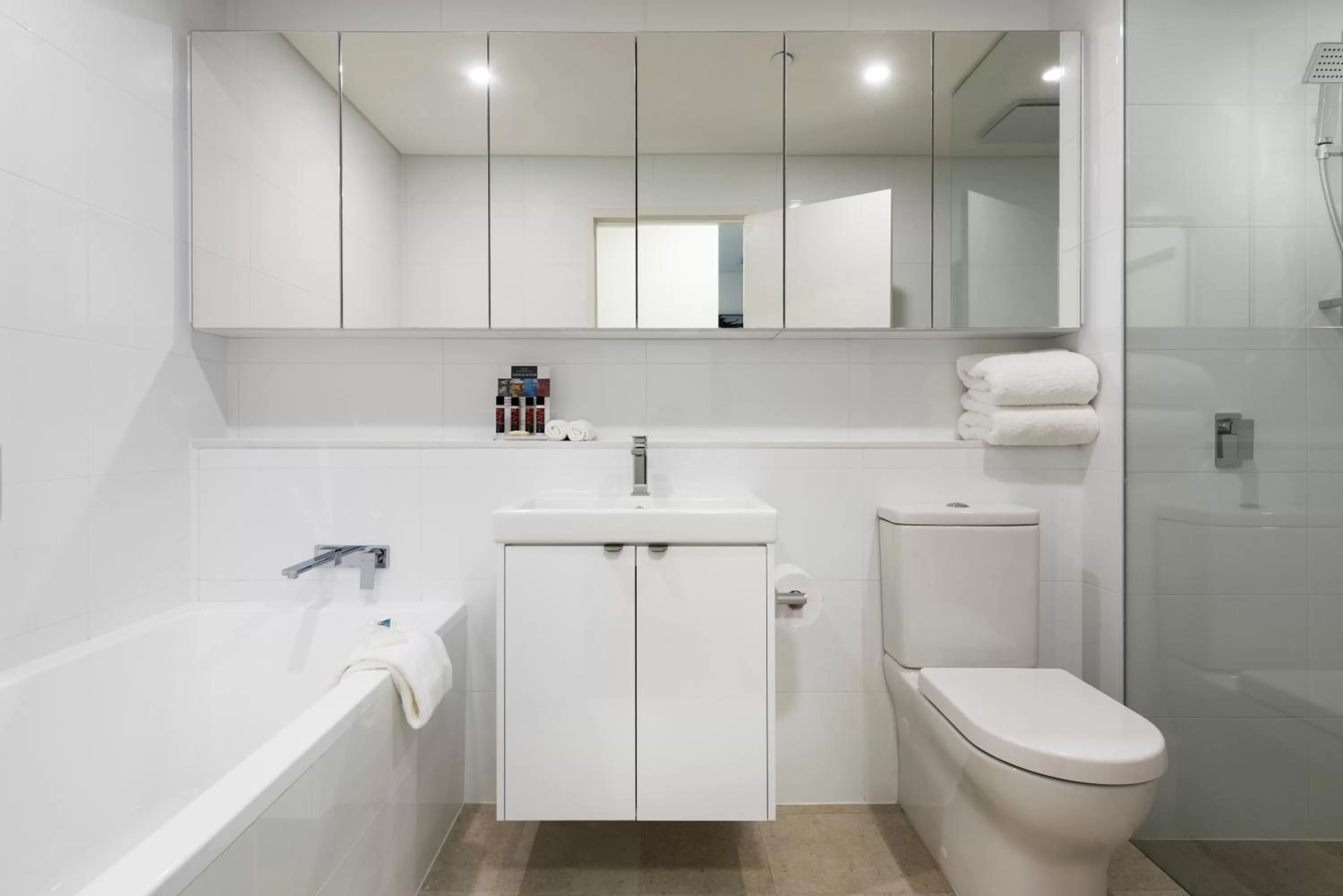 Ramada by Wyndham VetroBlu Scarborough Beach