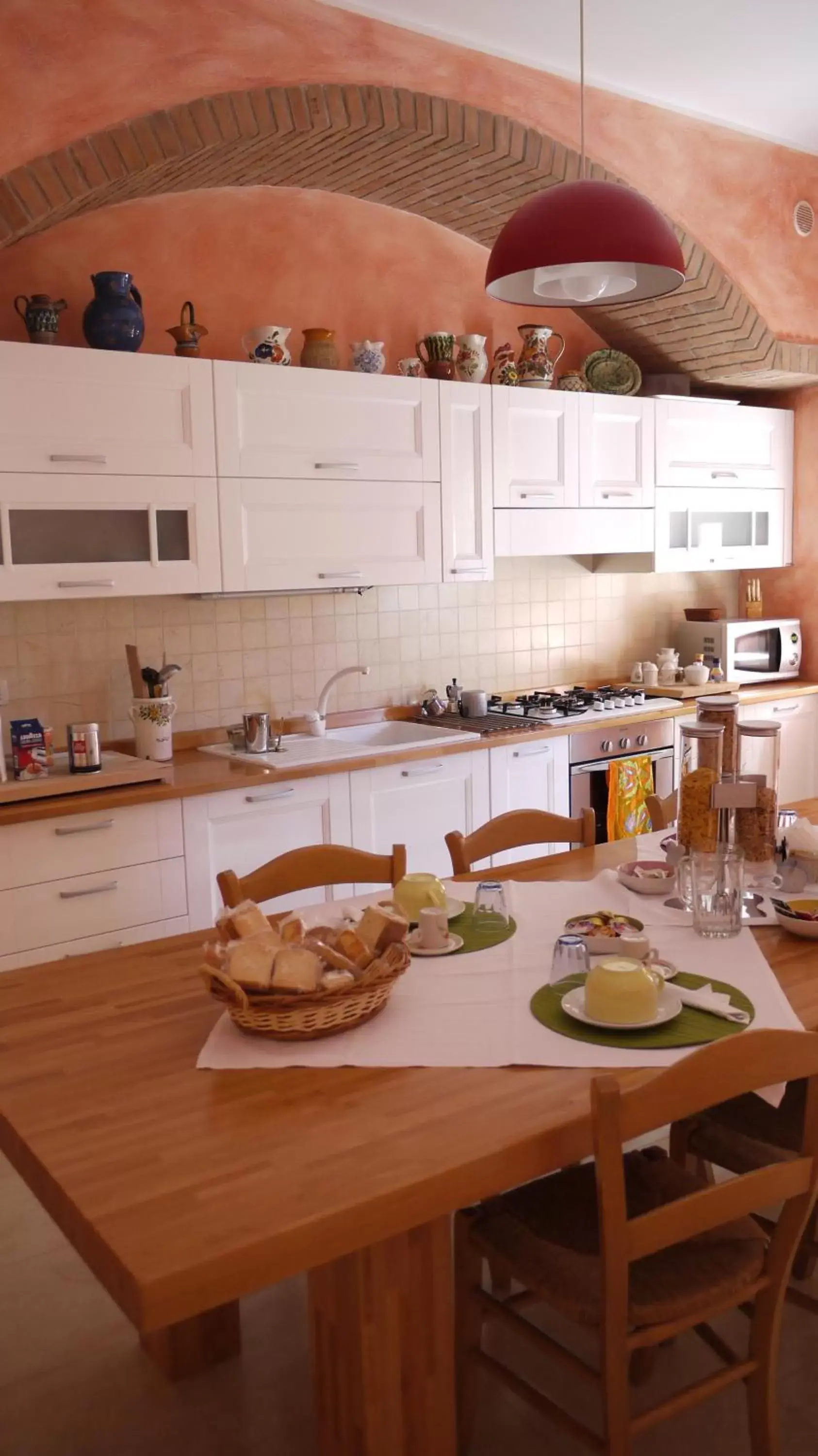 Kitchen/Kitchenette in B&B La Casa Di Tocco