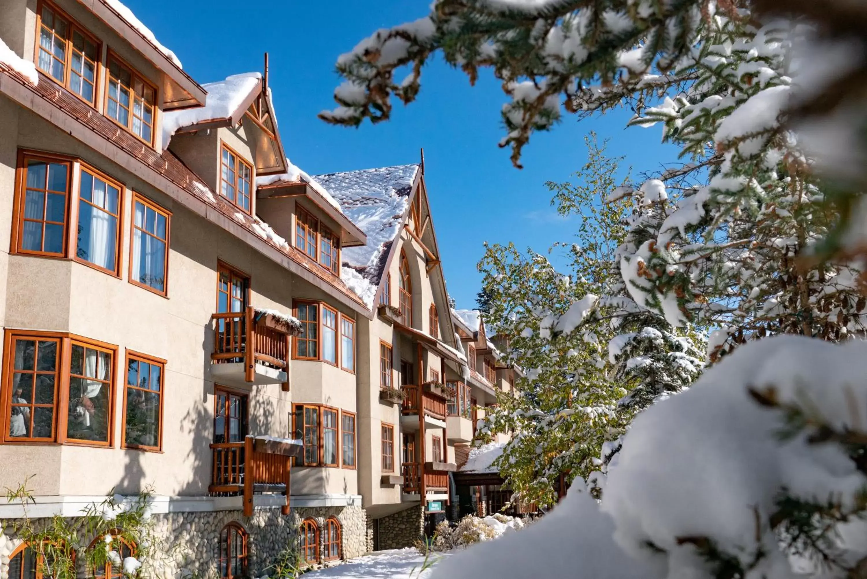 Property Building in Banff Caribou Lodge and Spa